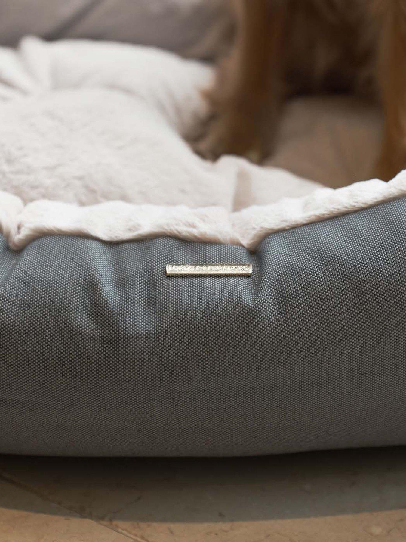 Image 4 of 5 of Lords and Labradors L&amp;L Twill Box Bed including inner Slate M
