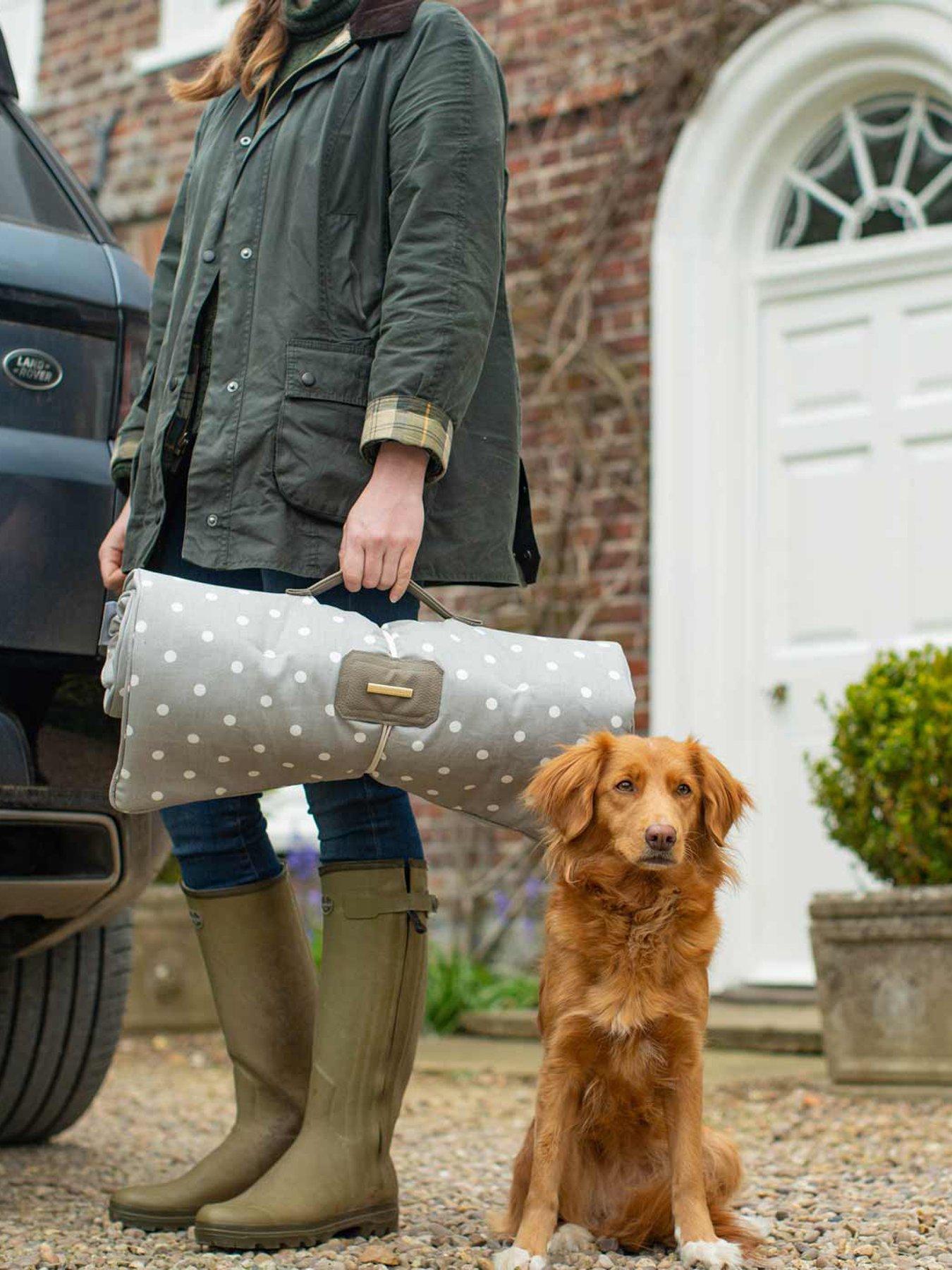 Lords and Labradors Travel Mat Grey Spot 36
