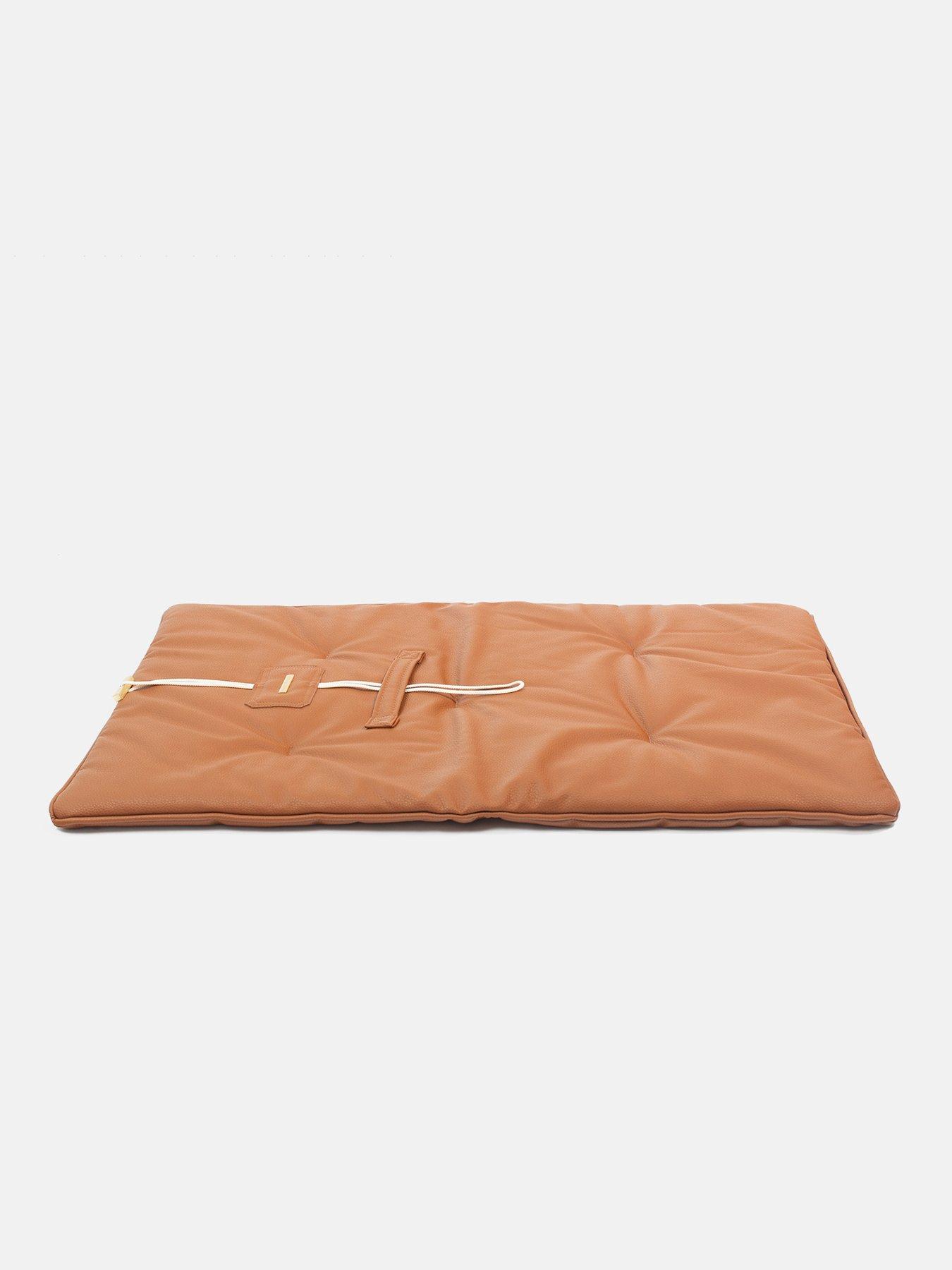 Image 3 of 6 of Lords and Labradors L&amp;L Travel Mat Rhino Leather Ember XXL