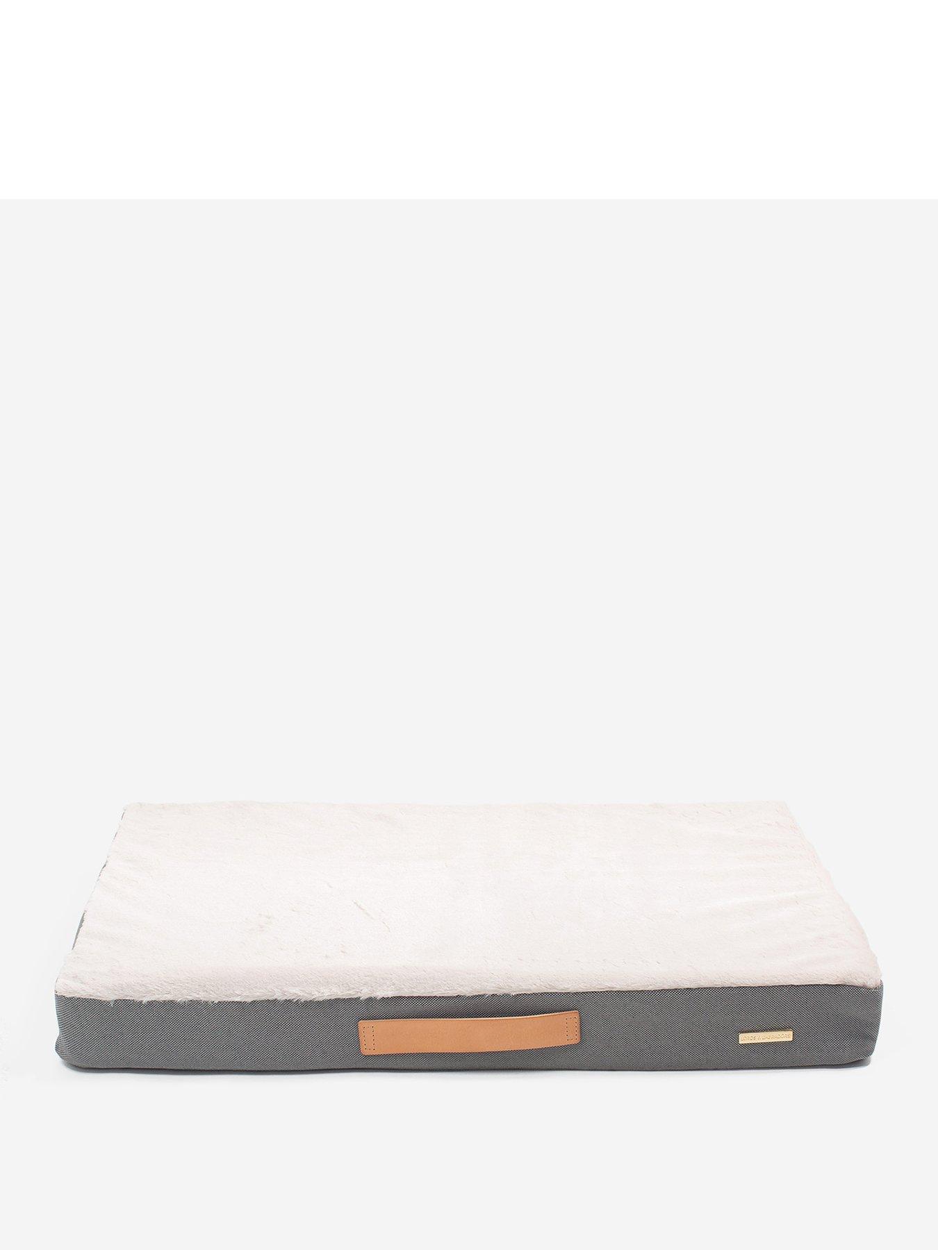 Image 2 of 5 of Lords and Labradors Lords &amp; Labradors Essentials Twill Orthopaedic Mattress Slate L