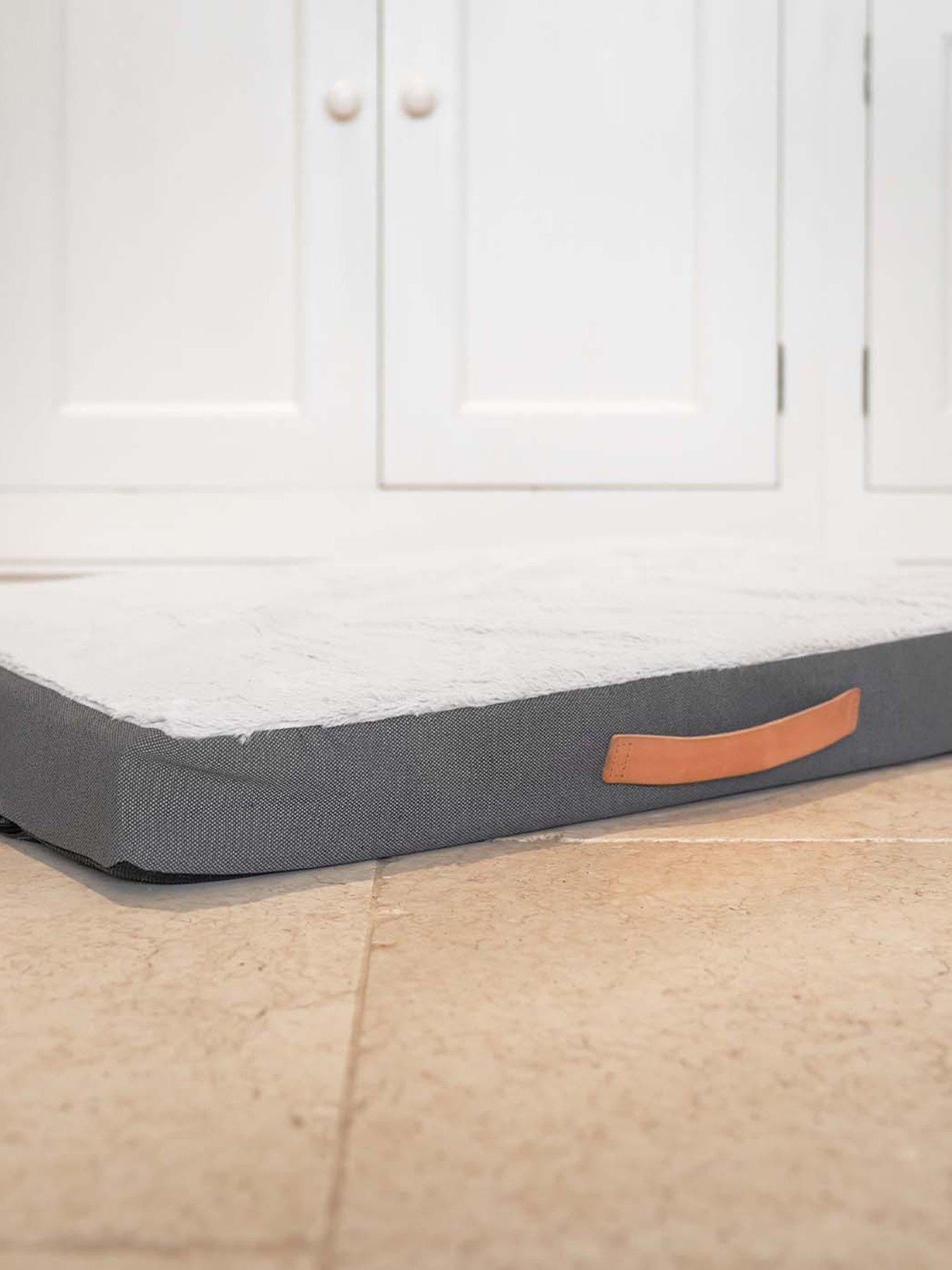 Image 5 of 5 of Lords and Labradors Lords &amp; Labradors Essentials Twill Orthopaedic Mattress Slate L