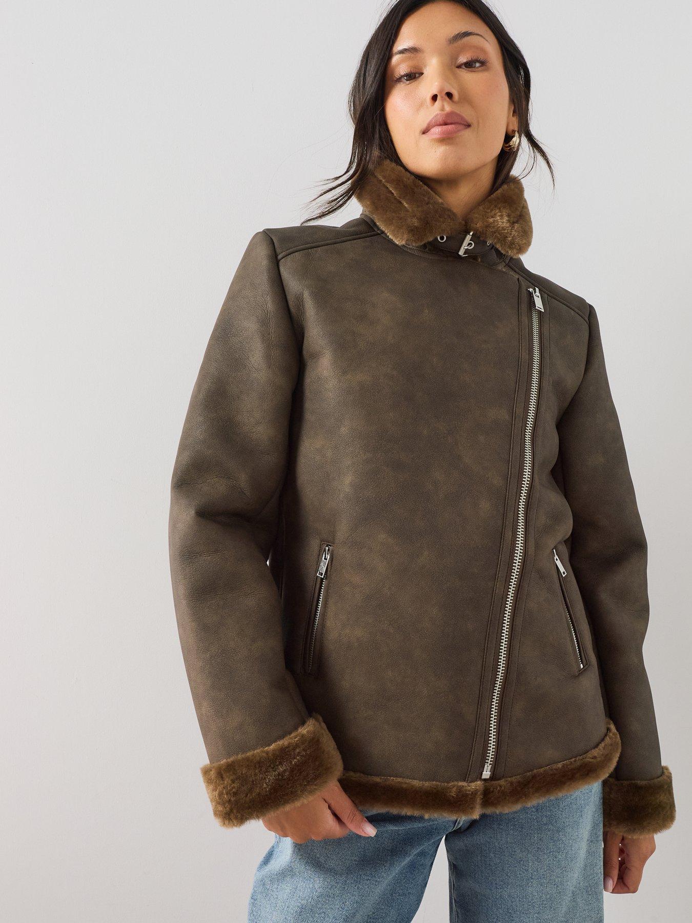 Image 5 of 7 of The Very Collection Classic Avaitor - Brown