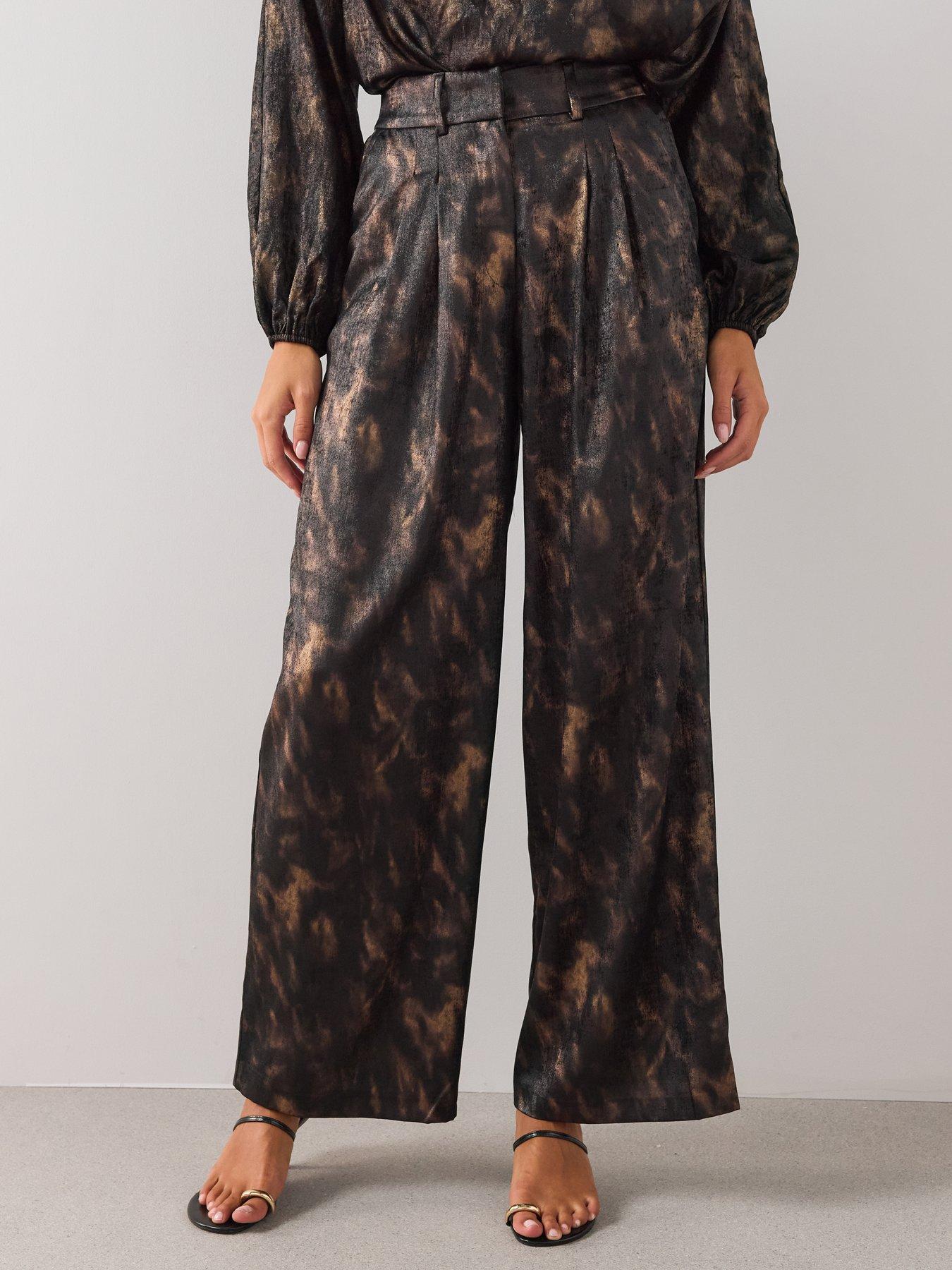 Image 4 of 7 of The Very Collection Womens Printed Elasticated Satin Trousers - Black