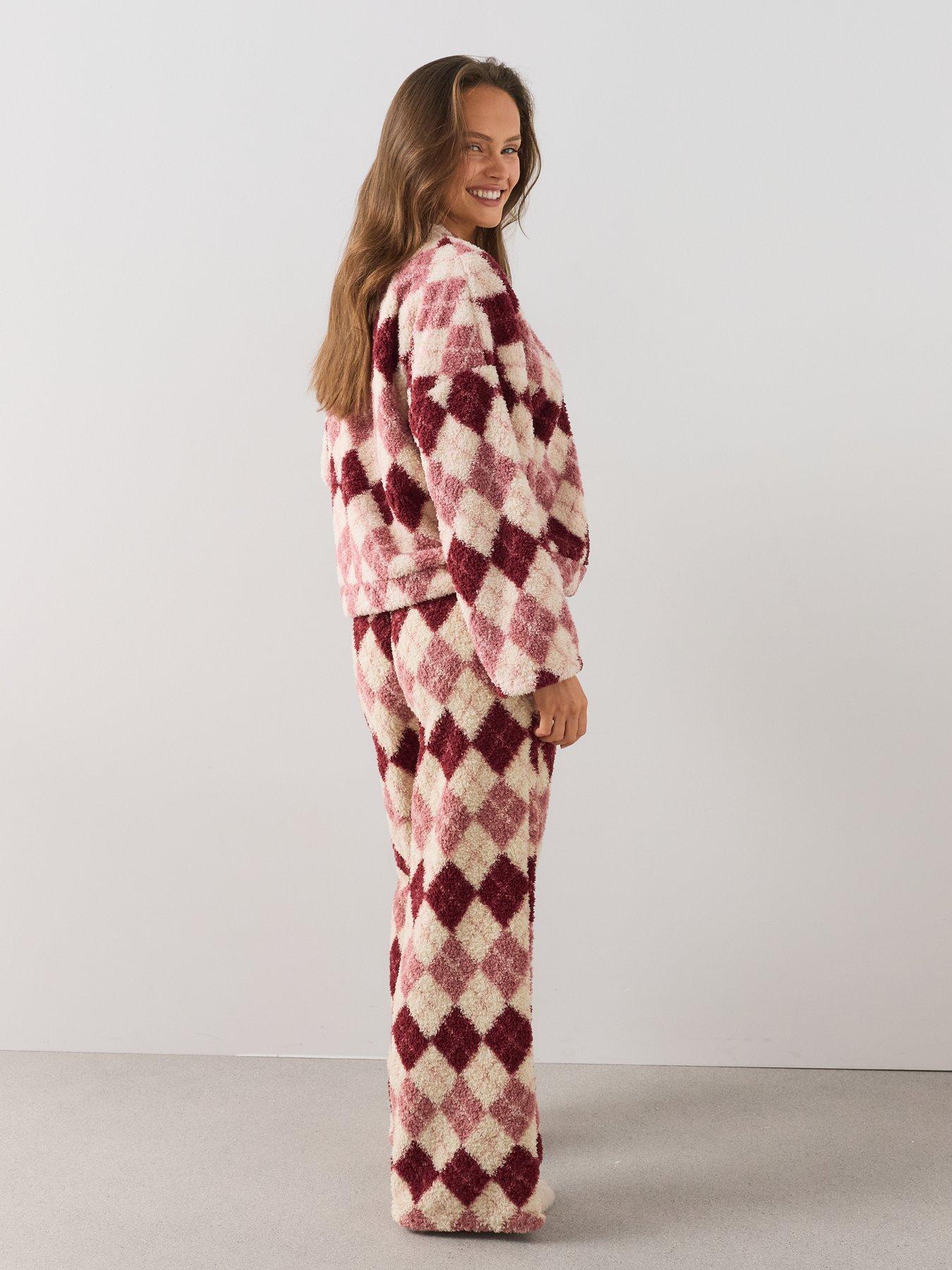 Image 2 of 7 of The Very Collection Argyle Print Borg Loungewear Set - Pink
