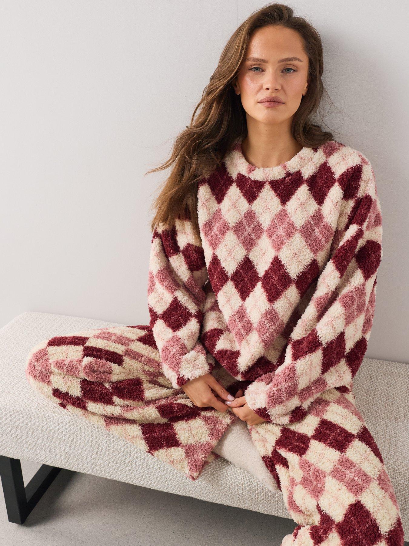 Image 3 of 7 of The Very Collection Argyle Print Borg Loungewear Set - Pink
