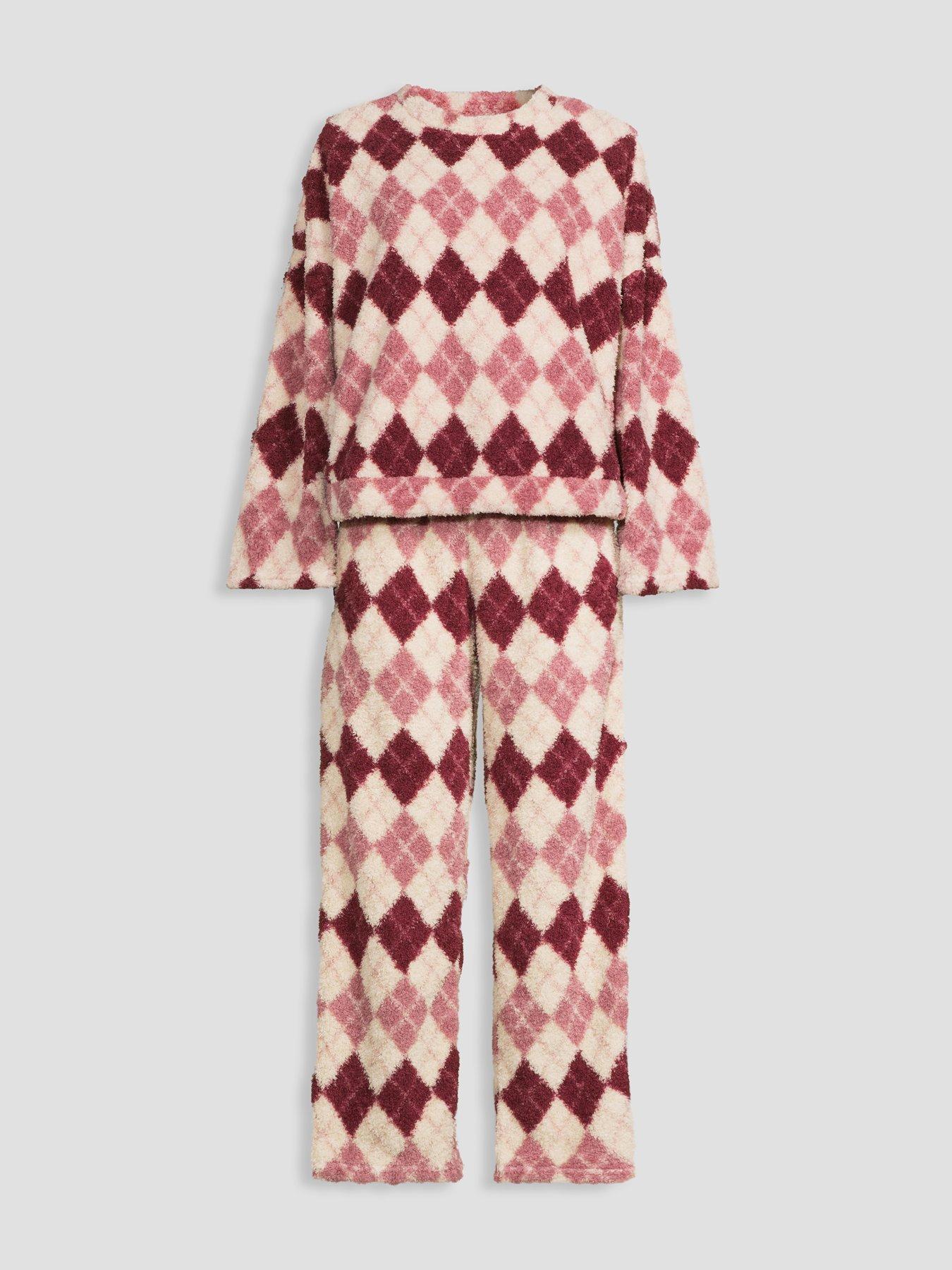 Image 7 of 7 of The Very Collection Argyle Print Borg Loungewear Set - Pink