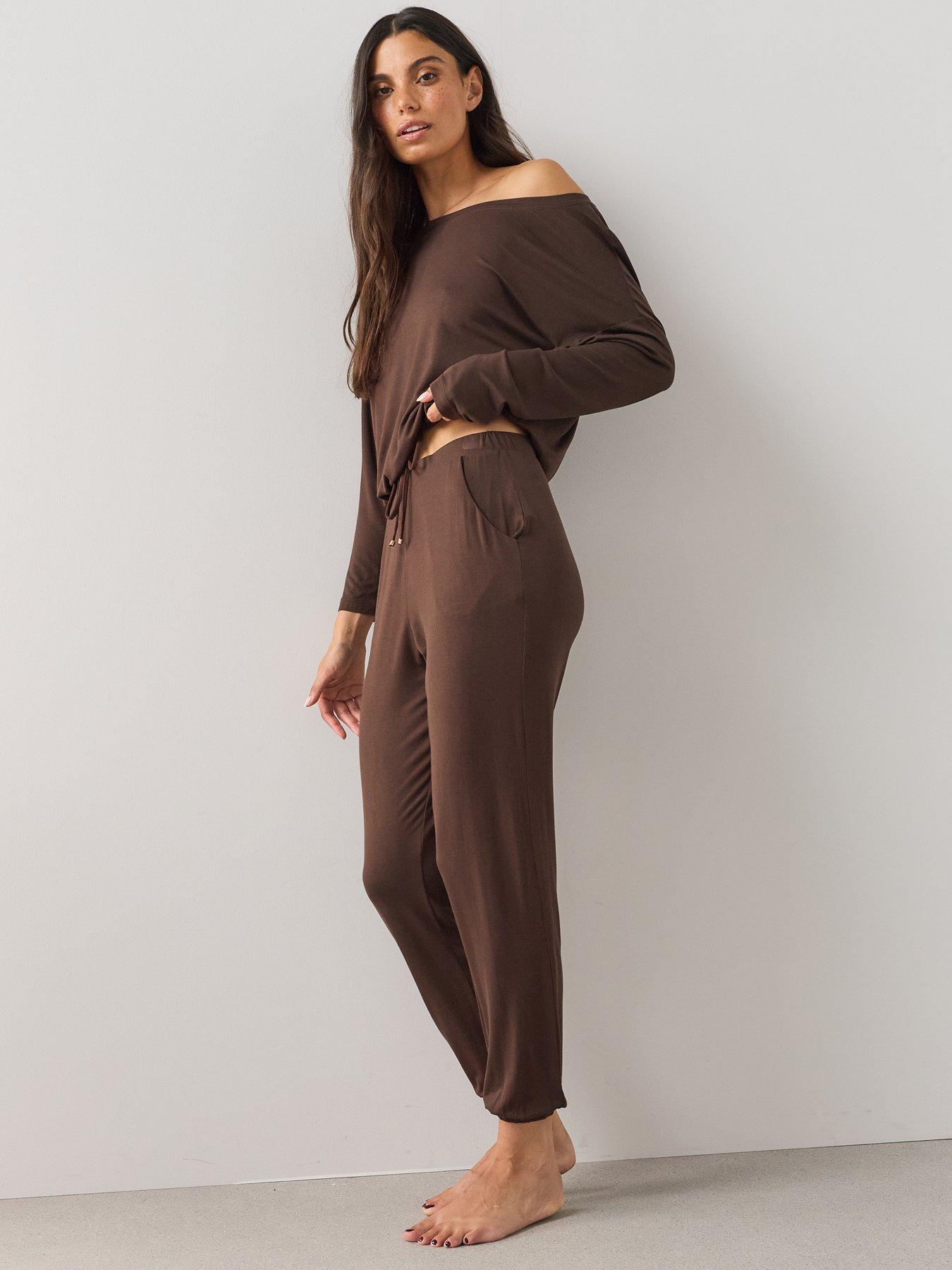 Image 5 of 7 of The Very Collection Slouchy Cuffed Pyjama Set - Brown