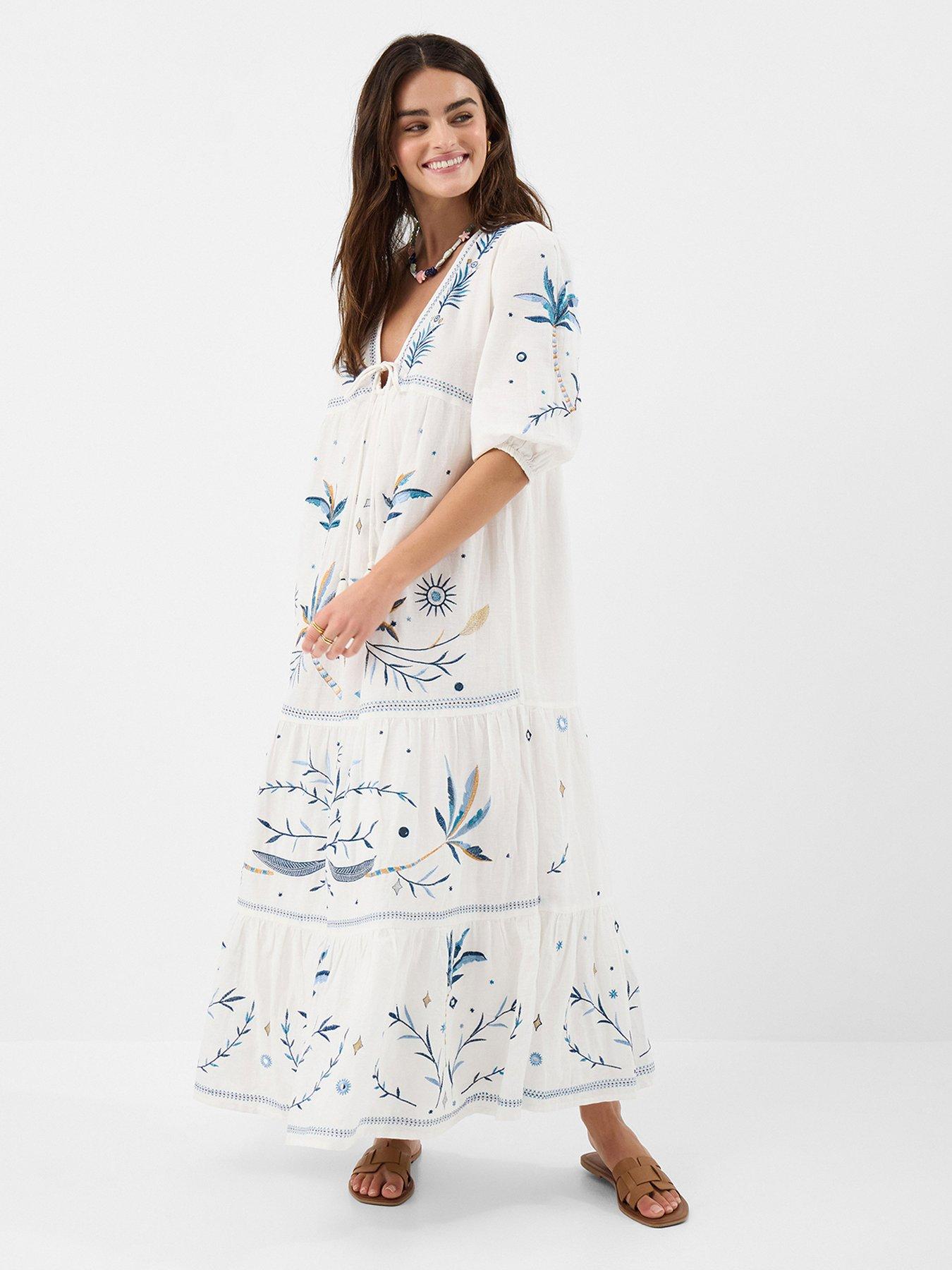Accessorize Celestial Emb Statement D