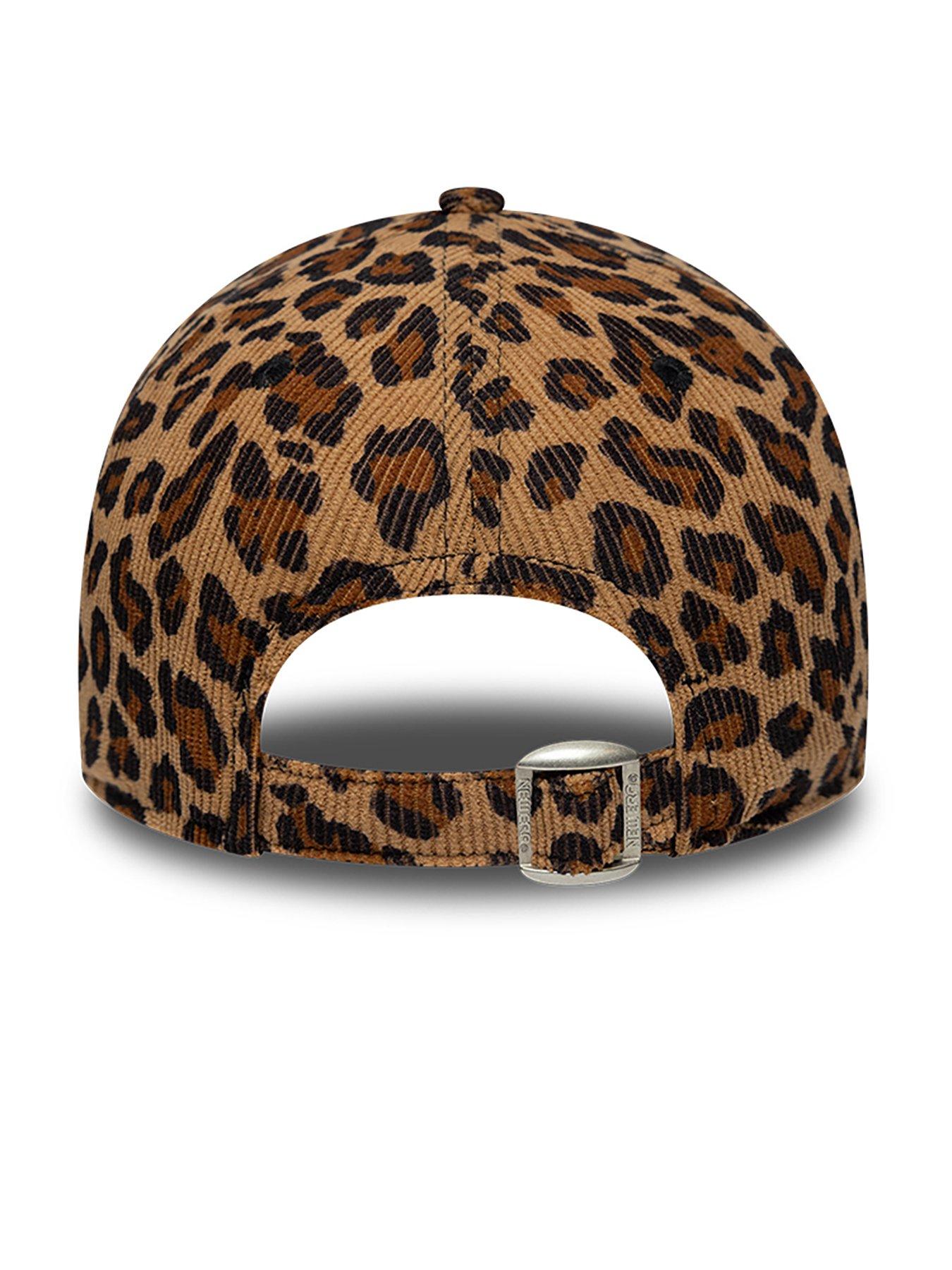 Image 4 of 5 of New Era Unisex MLB Cord 9Forty NY Yankees Cap - Leopard Print