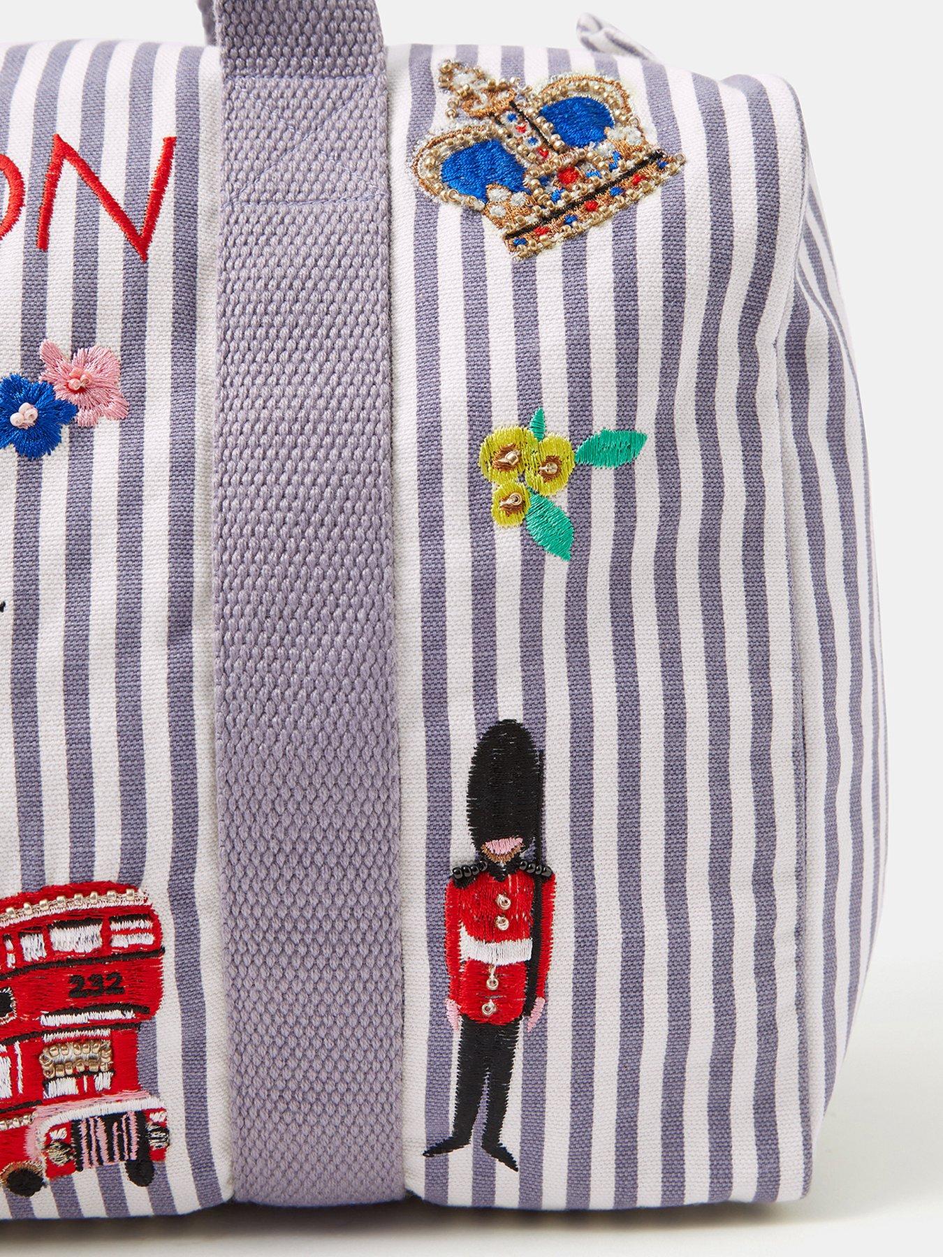 Image 4 of 5 of Accessorize London Stripe Underseat Bag