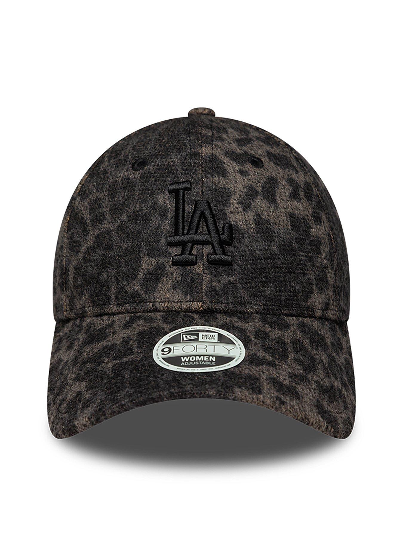 Image 2 of 5 of New Era Womens MLB Cosy 9Forty Leopard Print LA Dodgers Cap - Black