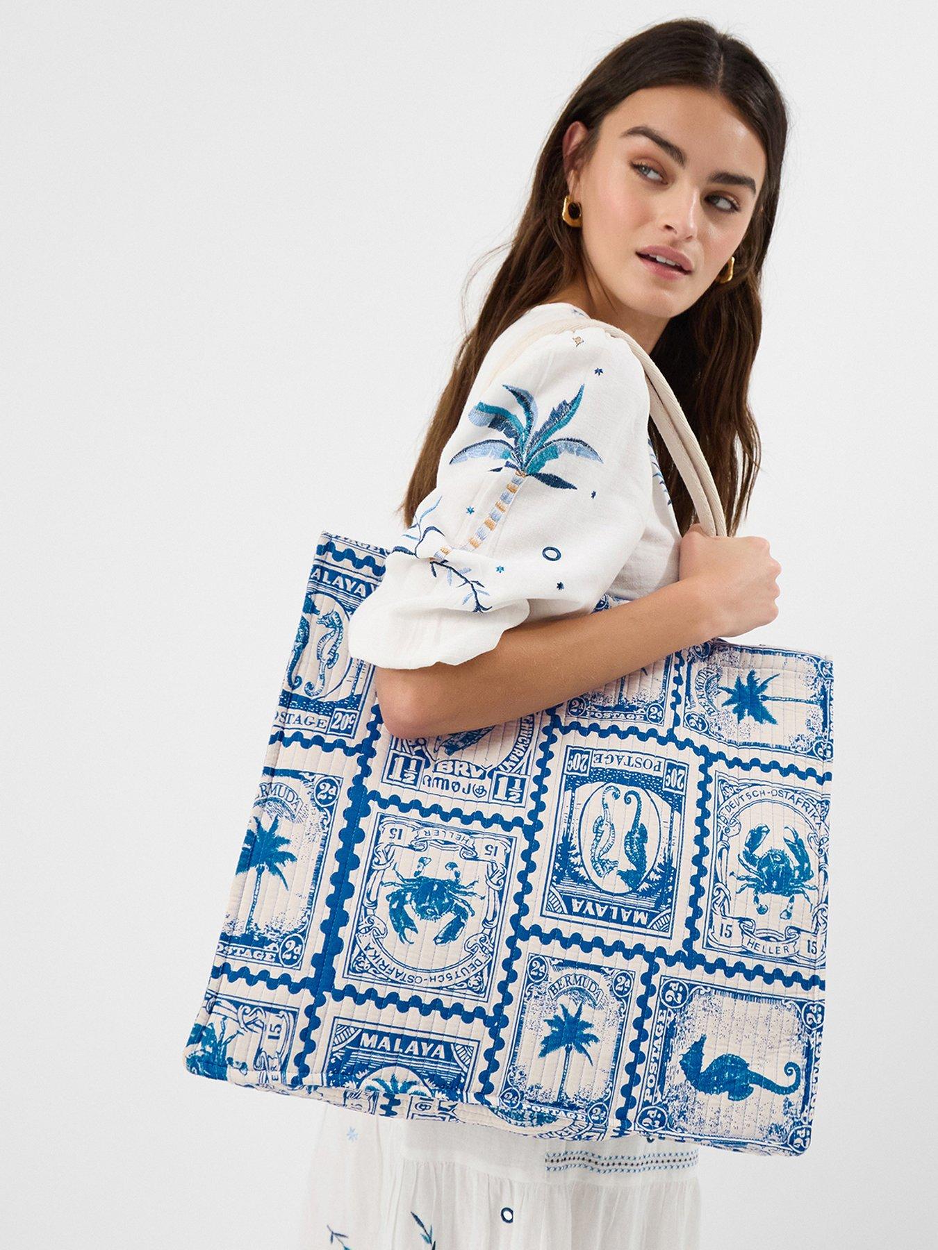 Image 2 of 5 of Accessorize Palm Tile Quilt Shopper