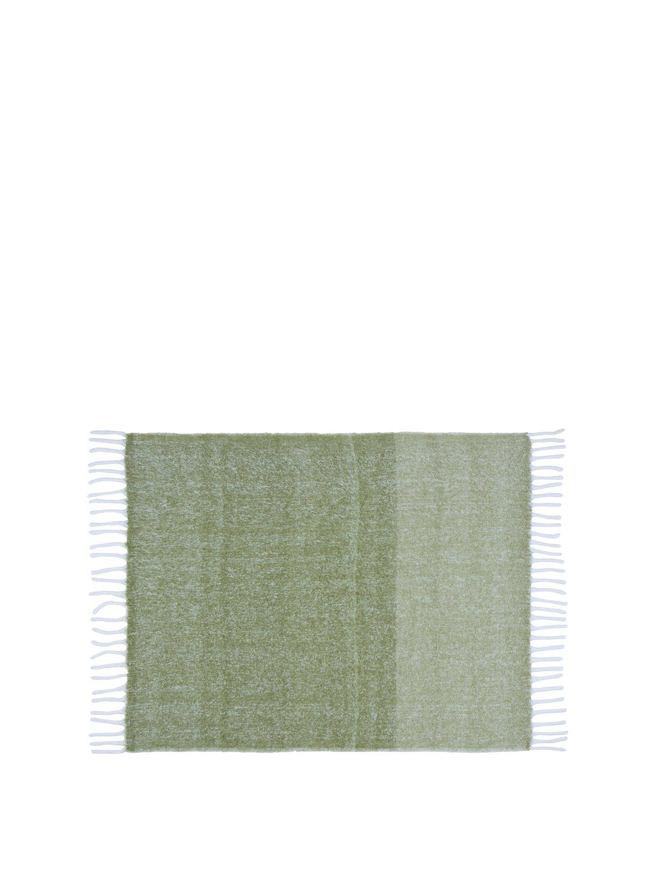 Image 2 of 5 of Laura Ashley Bronwen 130X170cm Throw