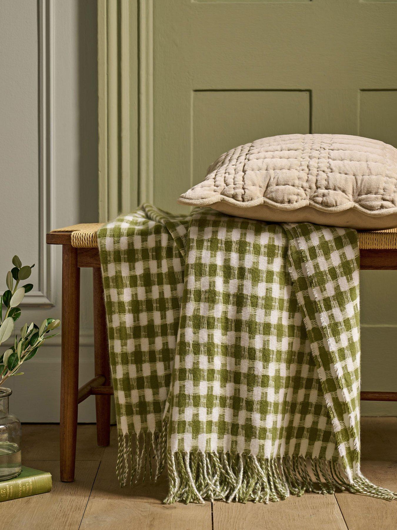 Image 1 of 5 of Laura Ashley Knapton 130X170cm Throw