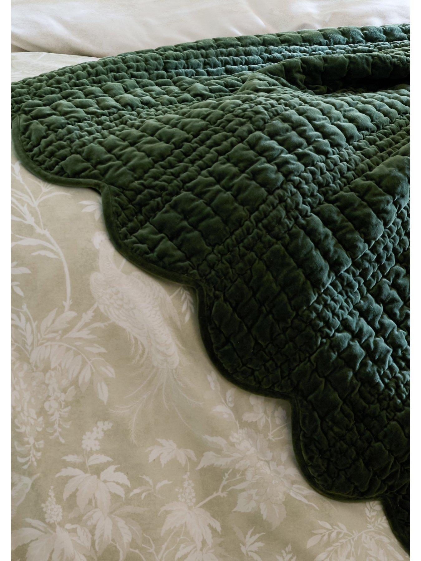 Image 5 of 5 of Laura Ashley Scalloped Bedspread 180cm x 235cm