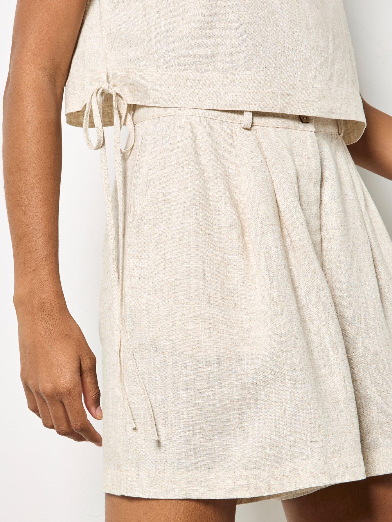 Image 4 of 4 of Apricot Ribbed Neck Side Tie Shell Top - Cream