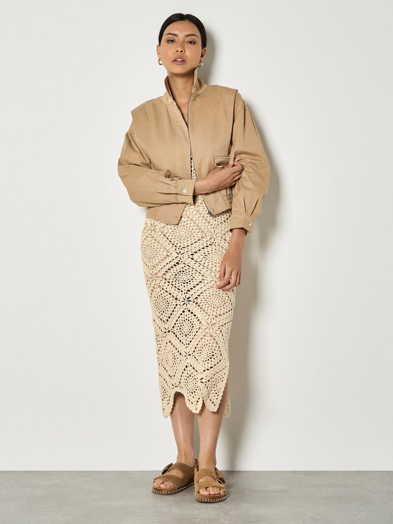  image of apricot-shoulder-pleat-crop-jacket-cream