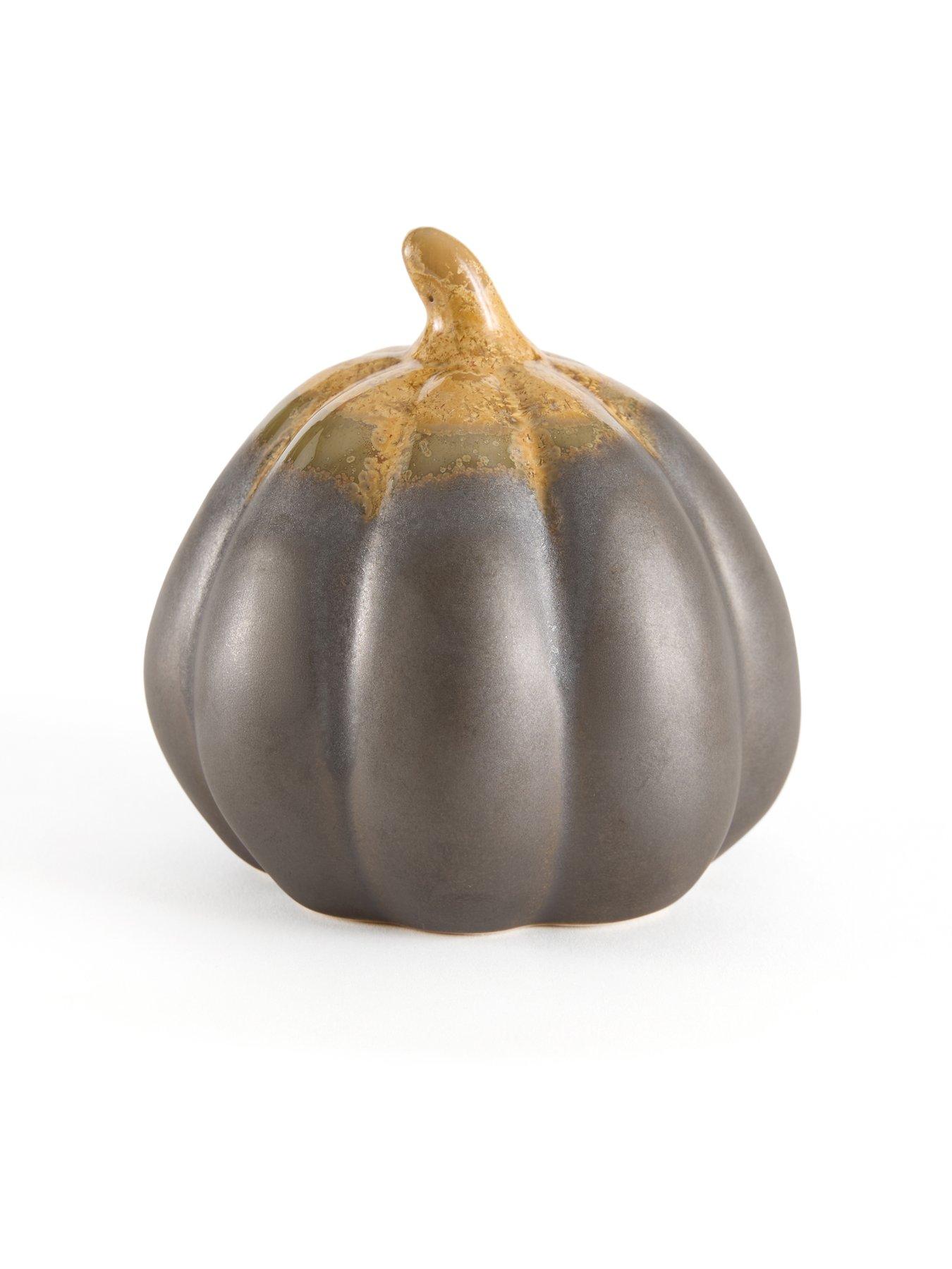 Image 4 of 7 of Heaven Sends Set of 2&nbsp;Porcelain Squash Autumn Decorations