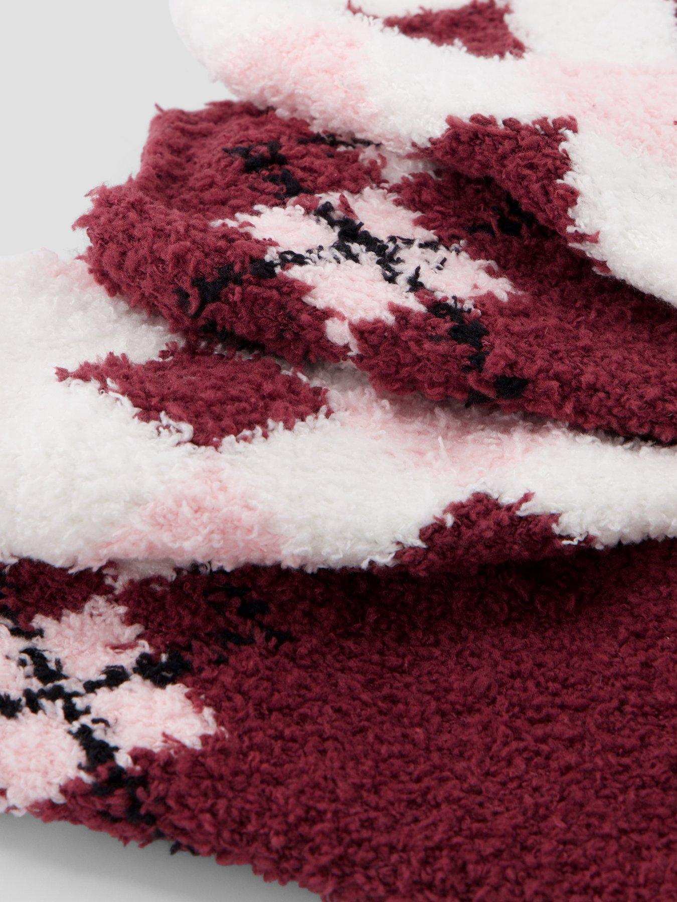 Image 6 of 6 of The Very Collection Womens 2 Pack Cosy Fluffy Argyle Socks - Pink