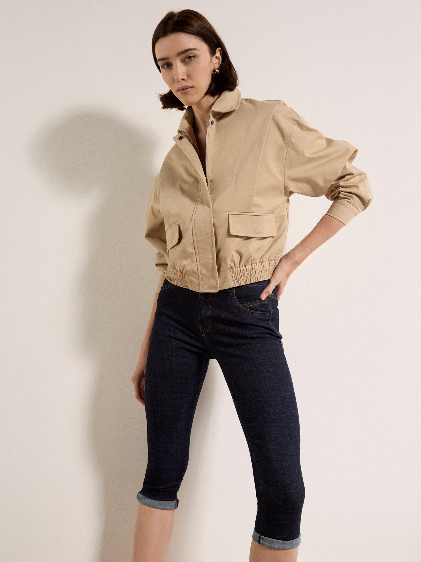 Image 3 of 6 of Apricot Sara Capri Jeans - Blue