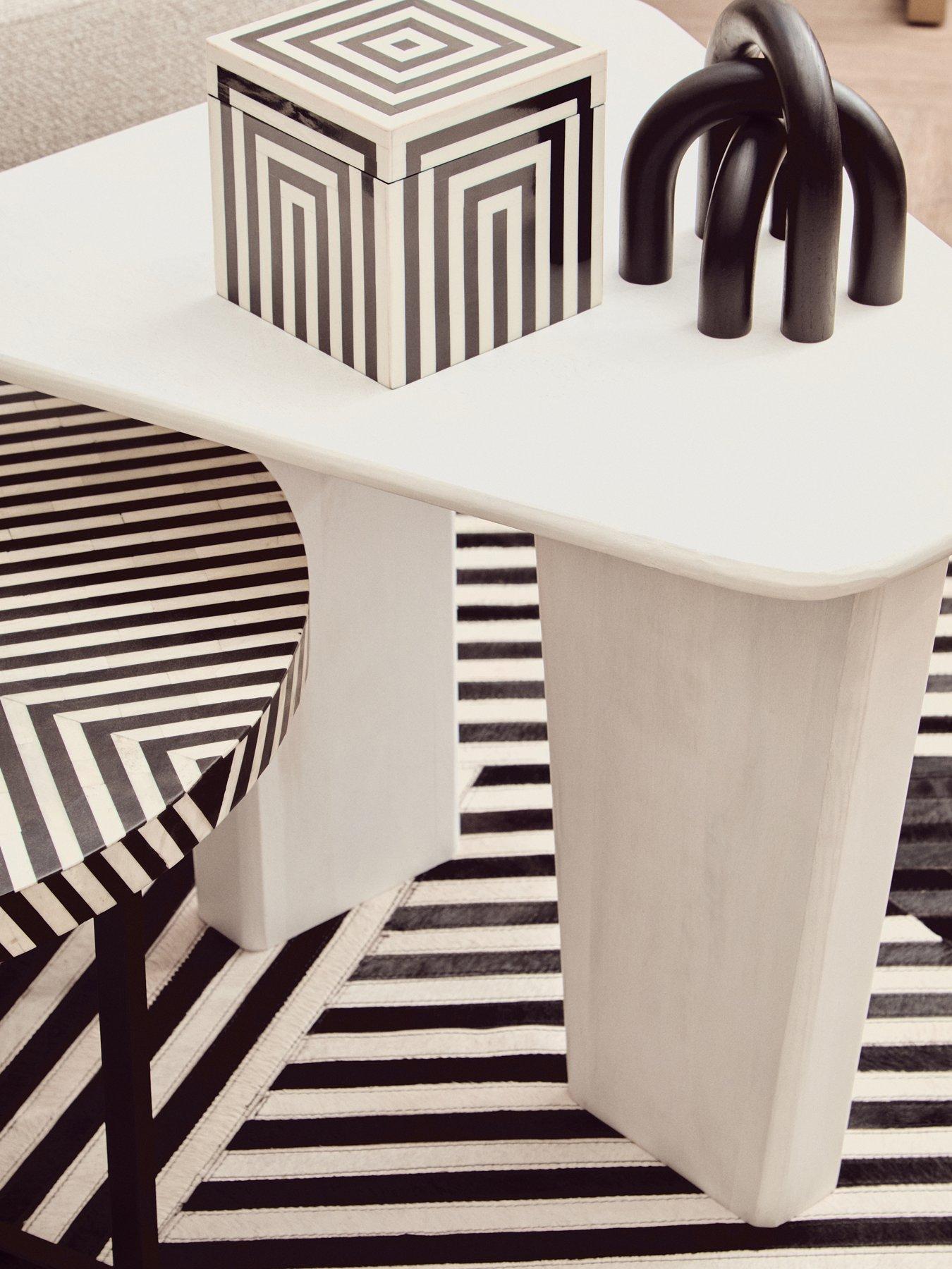 Image 5 of 7 of Premier Housewares Walsa Mango Wood Coffee Table