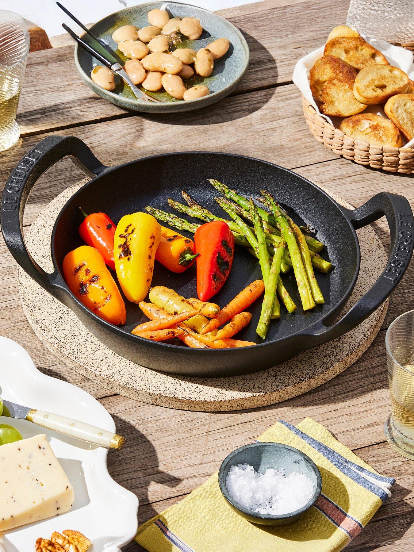 Le Creuset Cast Iron Bbq Round Skillet 25cm Satin Black