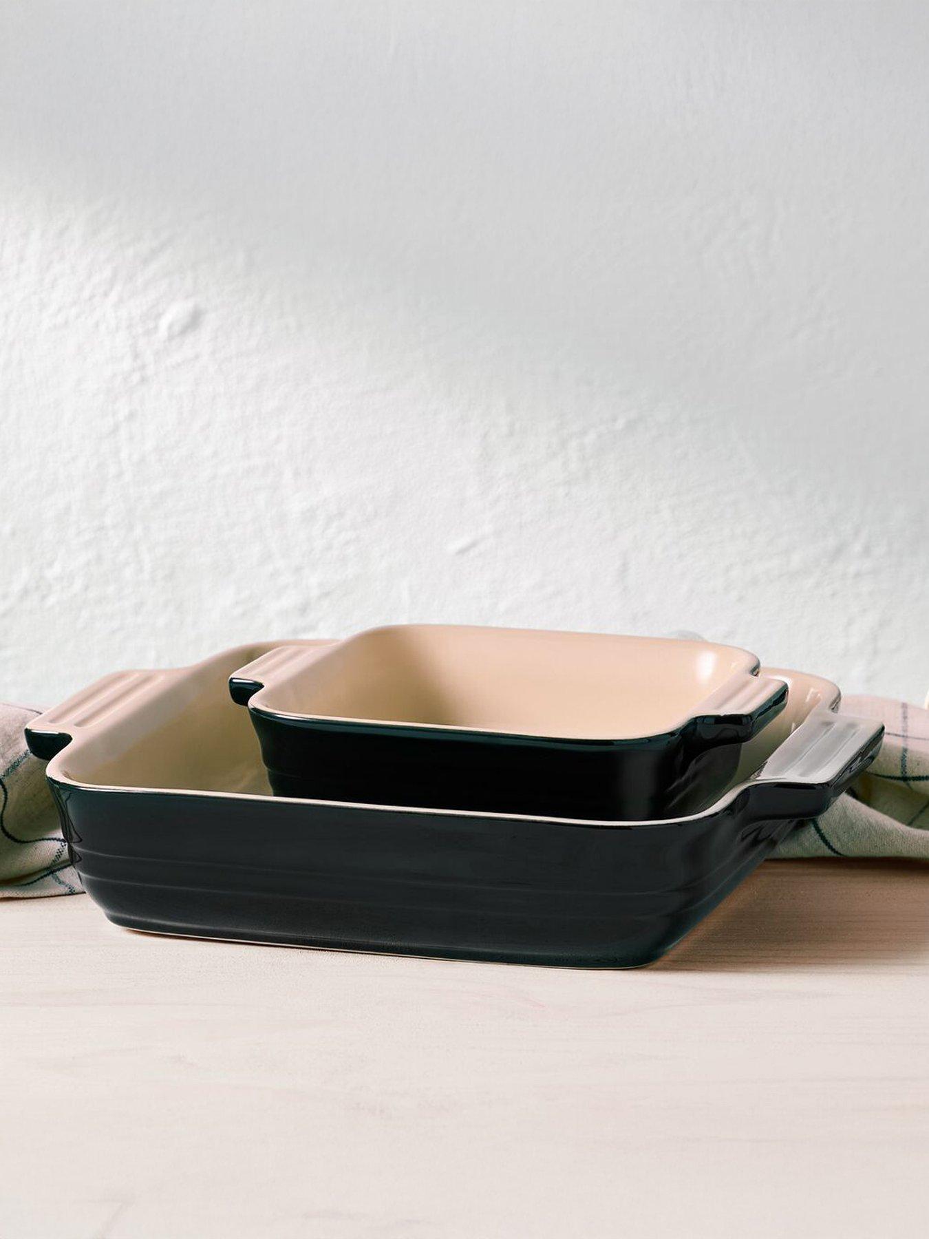 Le Creuset Set Of 2 Classic Square Dishes 14cm And 23cm