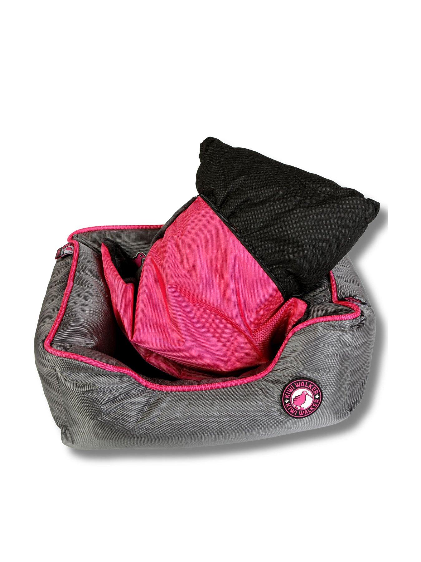  image of kiwi-walker-green-running-border-bed-m