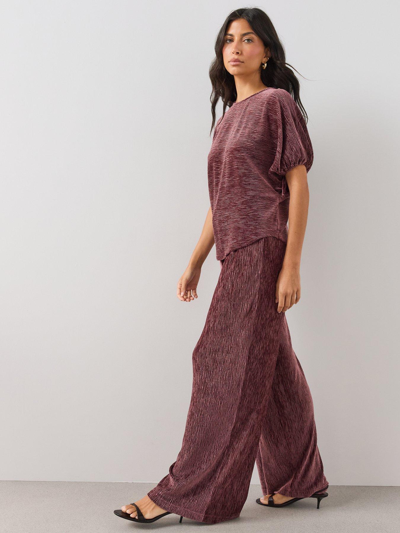 Image 5 of 7 of The Very Collection Womens Crinkle Velvet Drawstring Sleeve Co-Ord Blouse - Burgundy