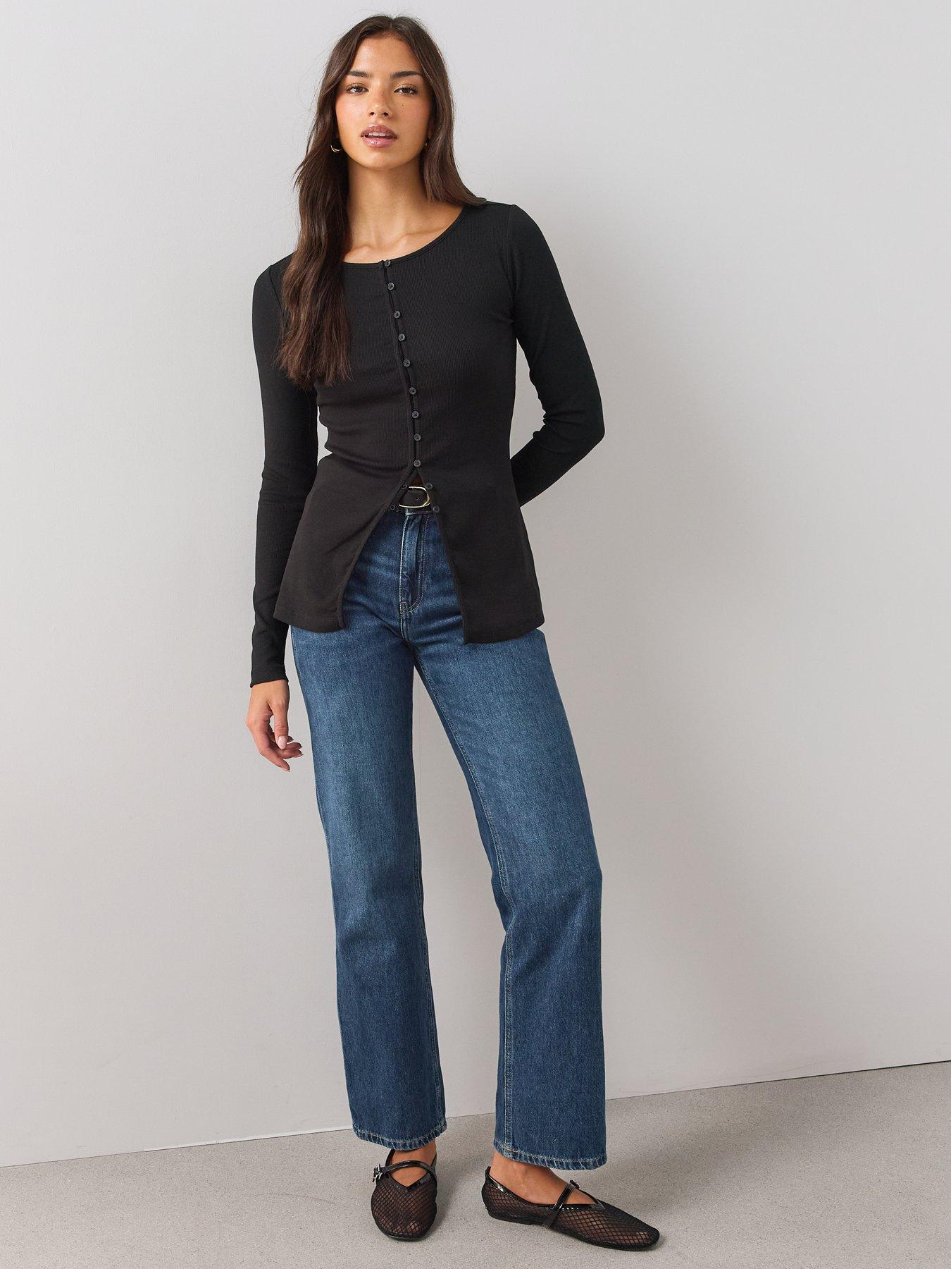 Image 3 of 6 of The Very Collection Button Through Slit Long Sleeve Top