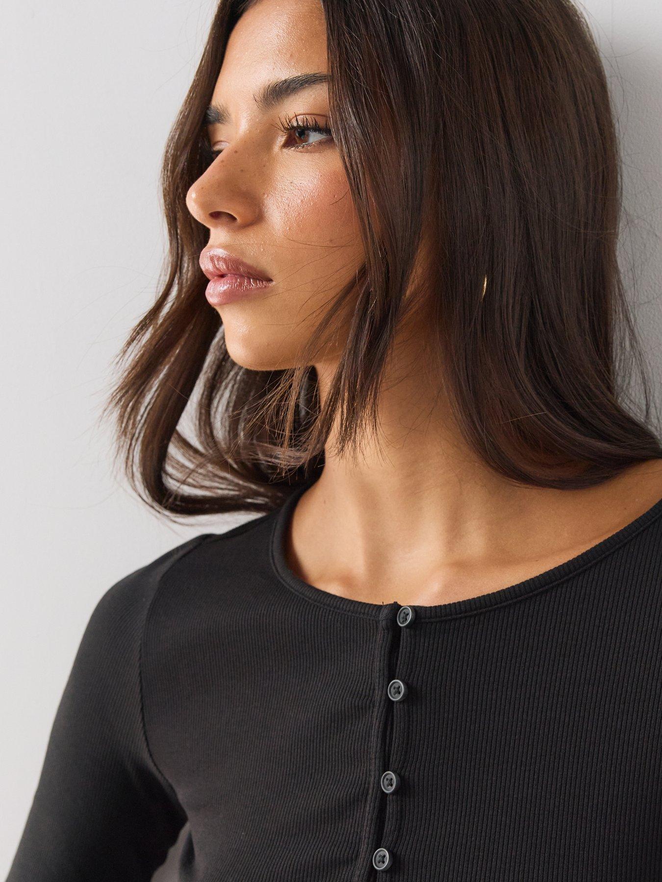 Image 4 of 6 of The Very Collection Button Through Slit Long Sleeve Top