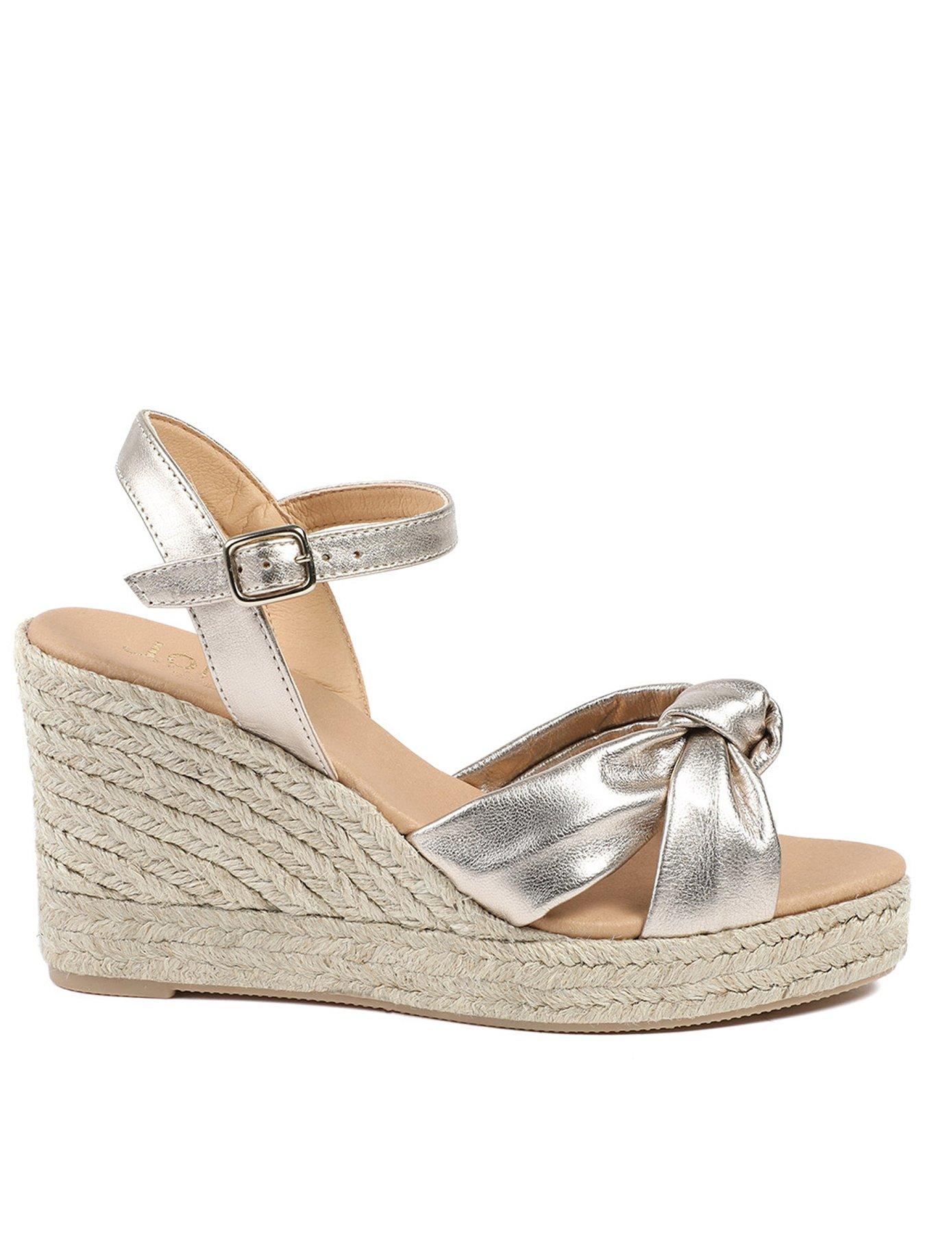 Jones Bootmaker Roxie Knot Detail Wedge - Gold