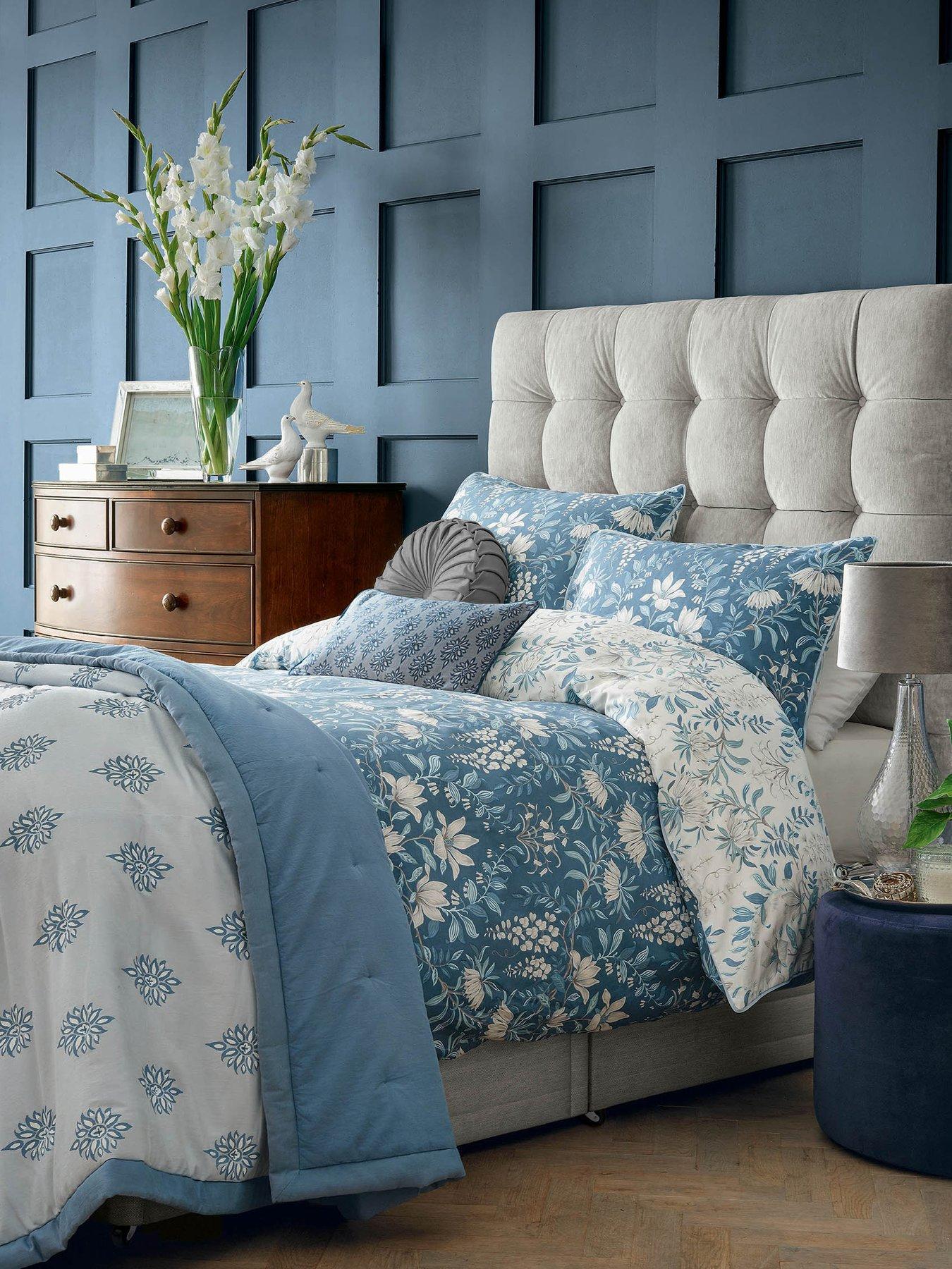 Laura Ashley Parterre 100% Cotton Standard Pillowcase Pair 50cm x 75cm Seaspray