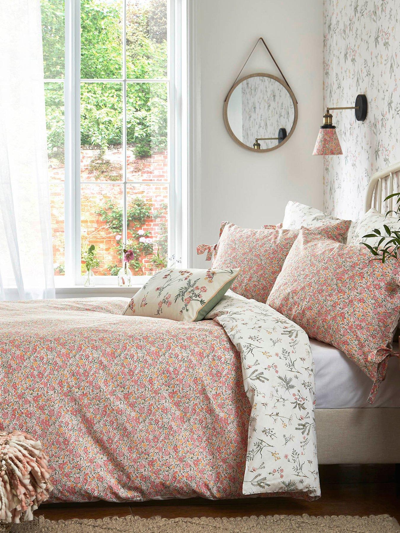 Laura Ashley Loveston 100% Cotton Quilt Set Pink
