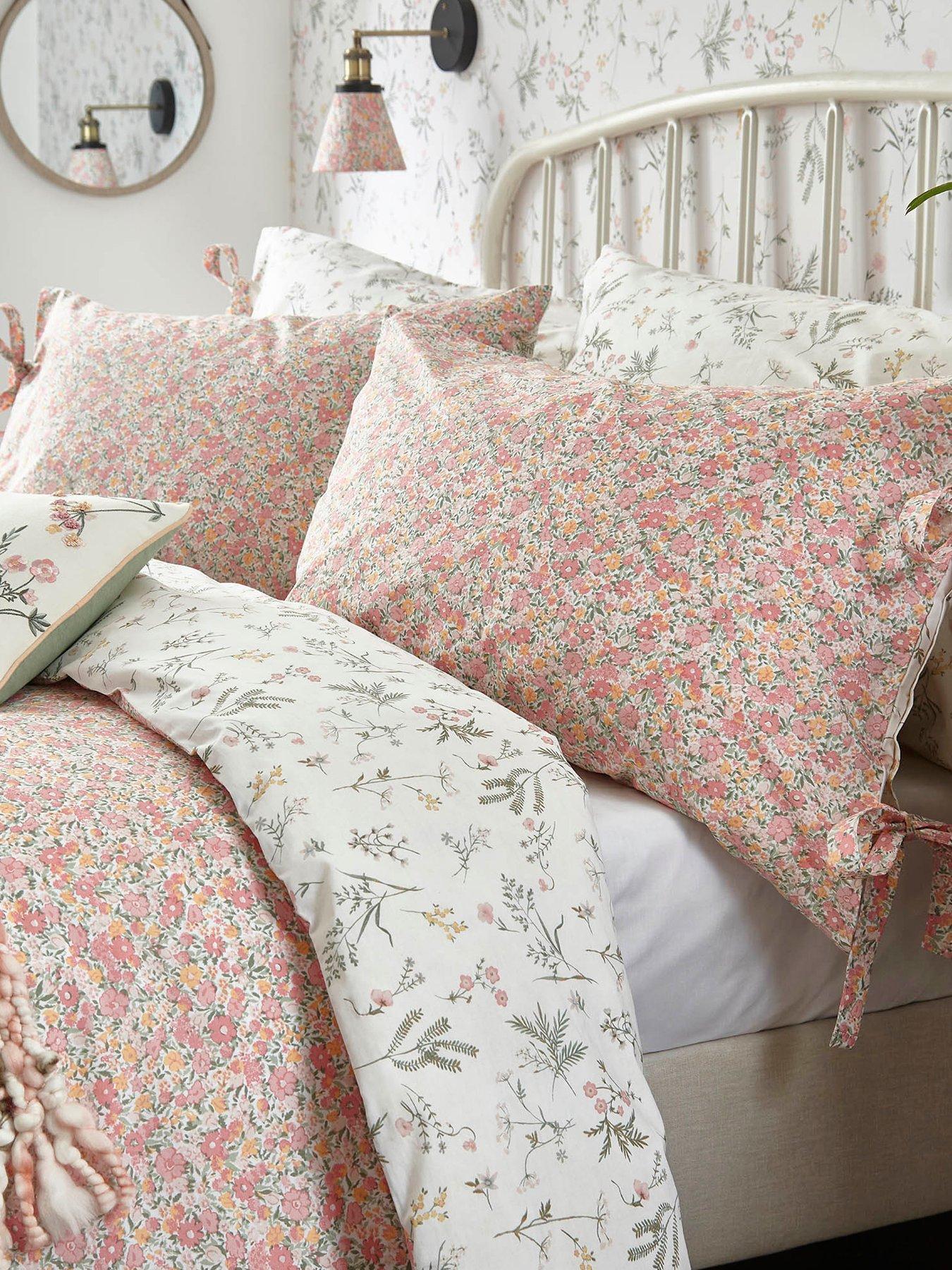 Image 5 of 6 of Laura Ashley Loveston 100% Cotton Quilt Set Pink
