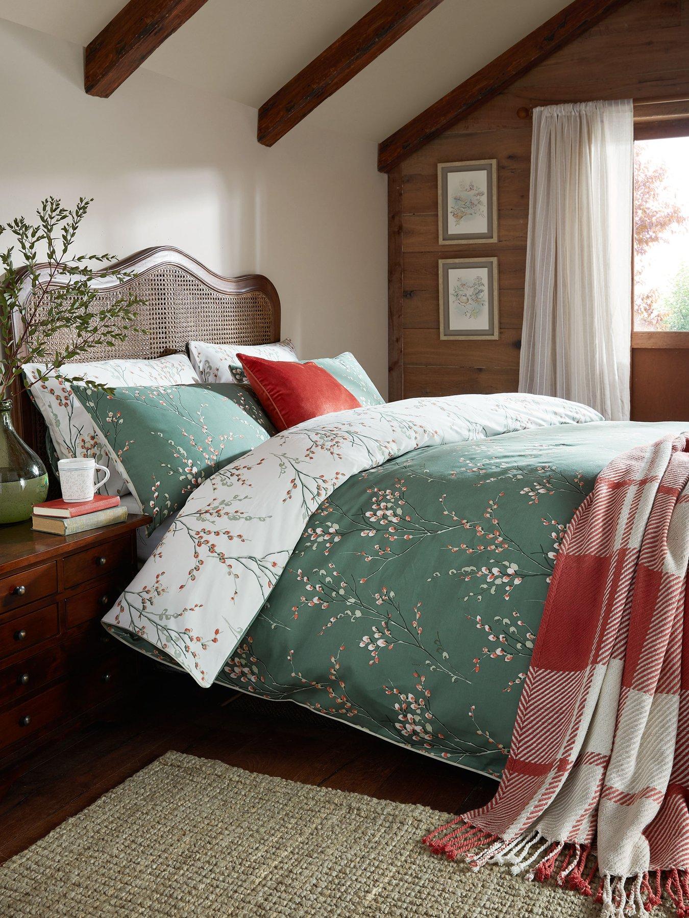 Laura Ashley Pussy Willow 100% Cotton Quilt Set Fern Green