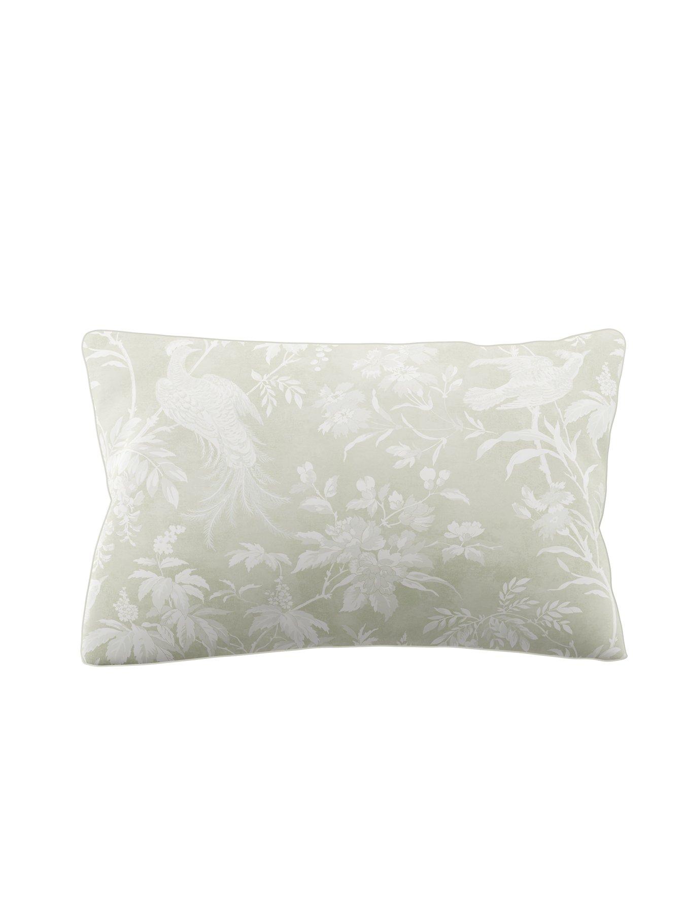 Image 4 of 7 of Laura Ashley Attleton 100% Cotton Quilt Set Sage