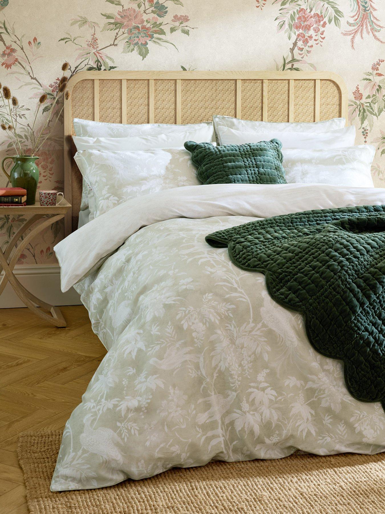 Image 6 of 7 of Laura Ashley Attleton 100% Cotton Quilt Set Sage