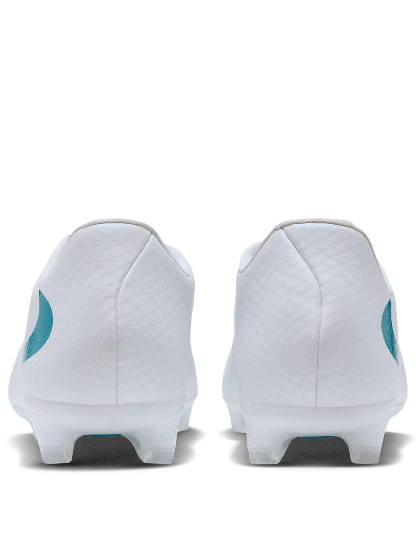 Image 3 of 7 of Nike Phantom 6 Low Academy Firm/multi Ground Football Boots - White