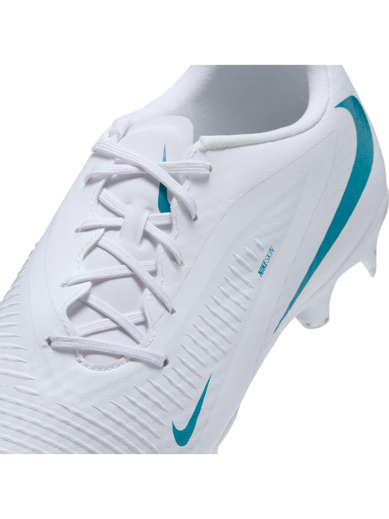 Image 7 of 7 of Nike Phantom 6 Low Academy Firm/multi Ground Football Boots - White
