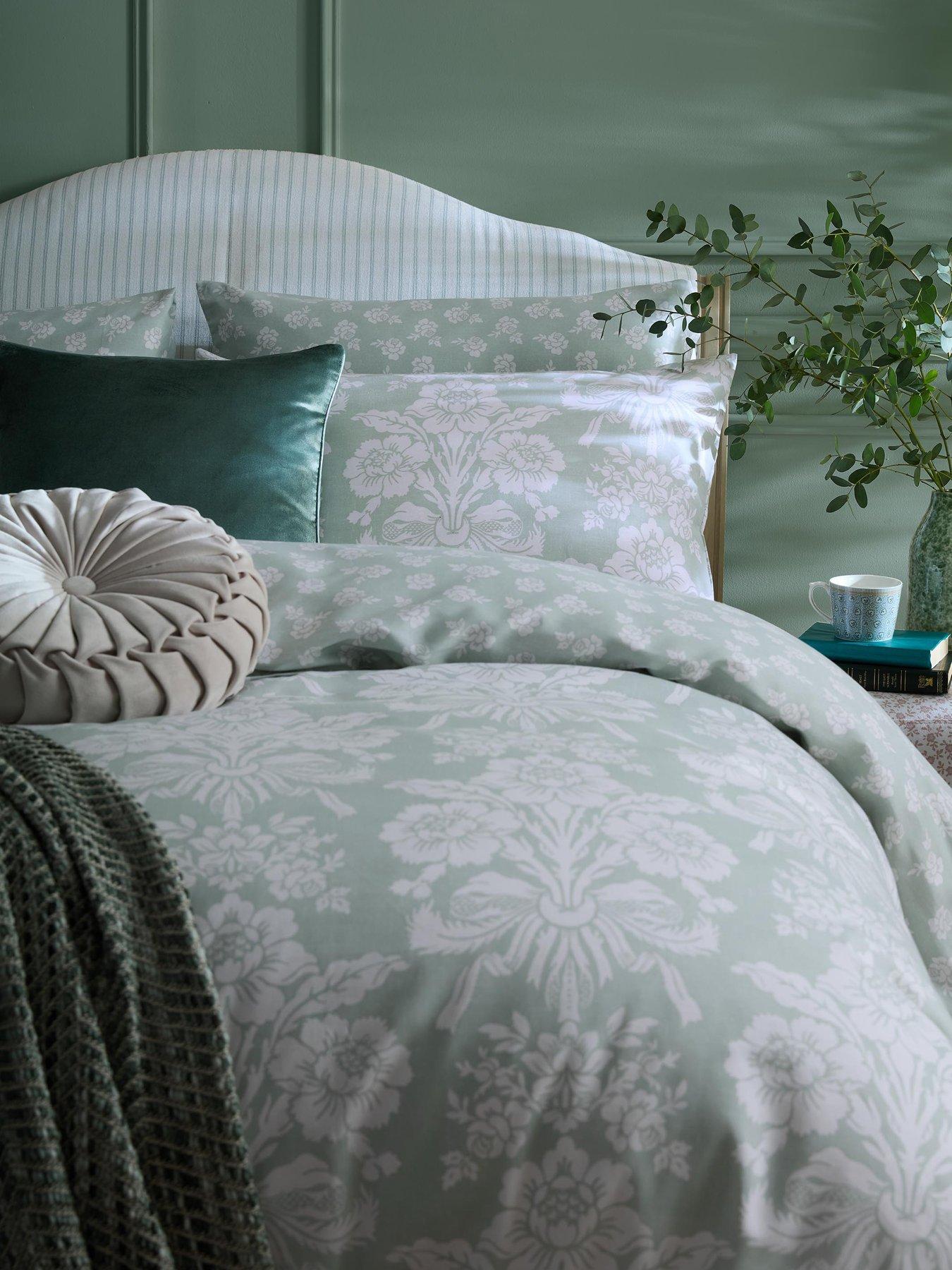 Image 6 of 7 of Laura Ashley Tatton Quilt Set Duck Egg Green