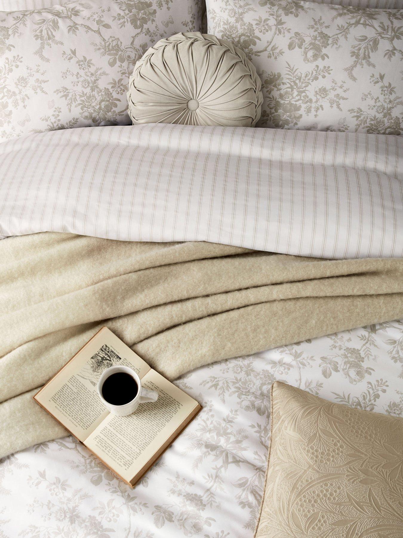 Image 6 of 6 of Laura Ashley Walled Garden Quilt Set Dove Grey