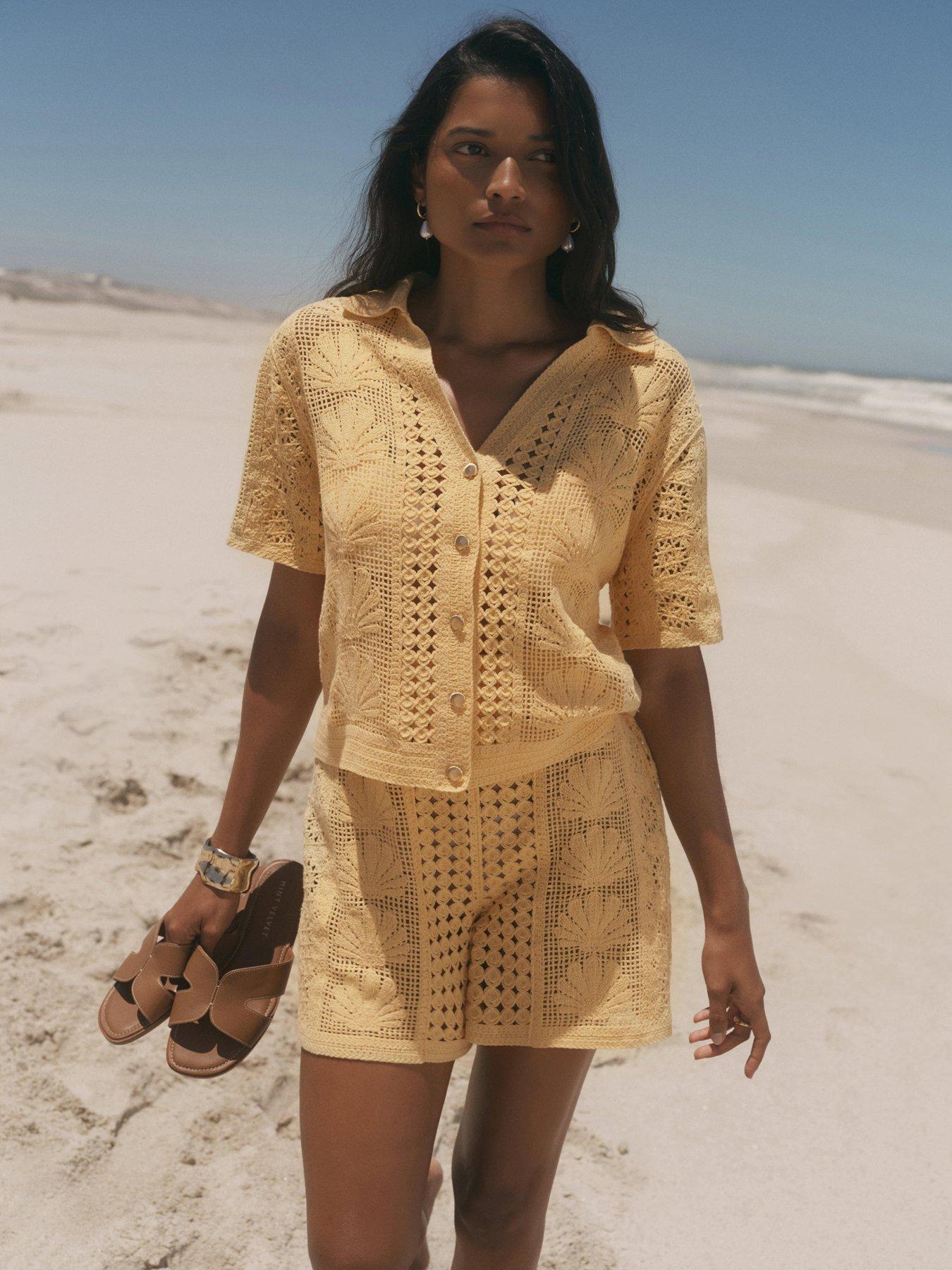 Mint Velvet Shell Crochet Short - Yellow