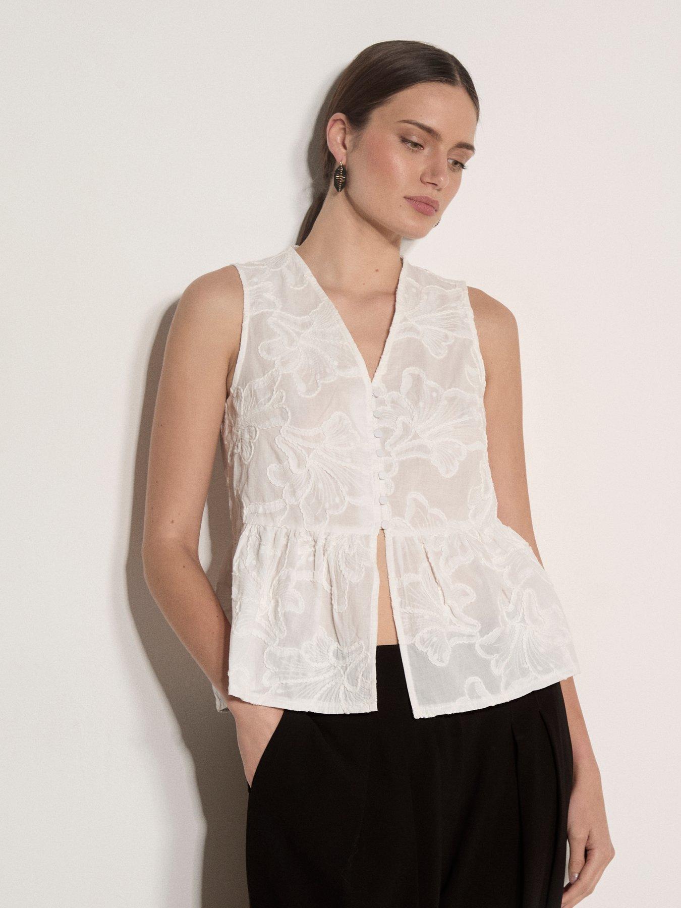 Apricot Apricot Corded Embroidery Peplum Top