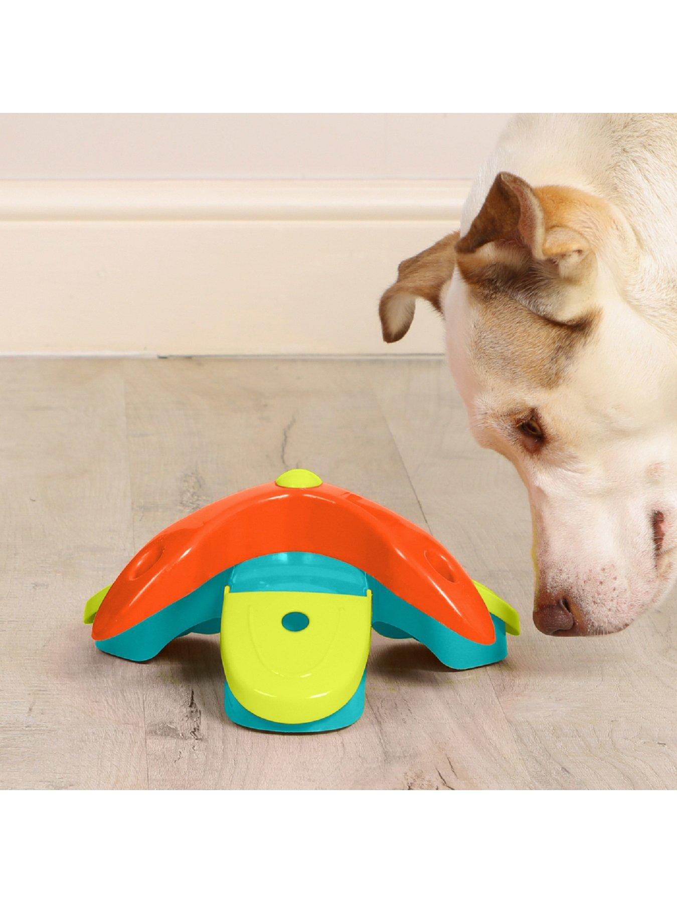 back image of iquties-twist-flip-puzzle-iq-toy