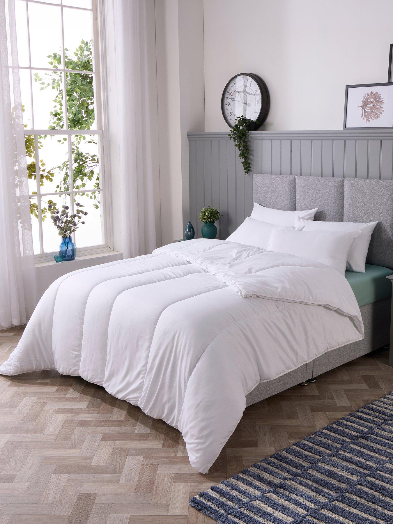 Image 5 of 5 of The Very Collection Anti-allergy 15 Tog Bed Bundle