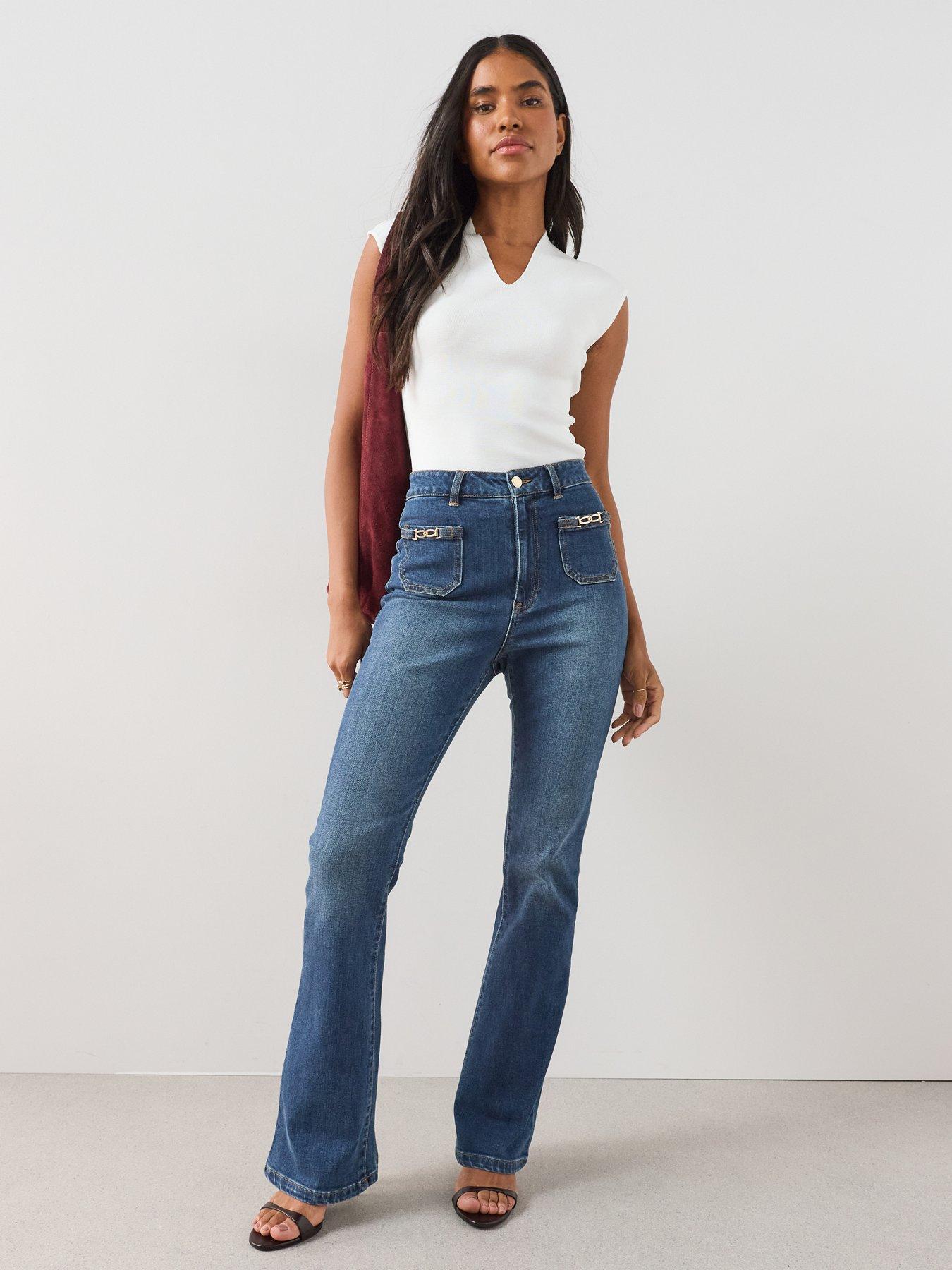 The Very Collection Women's Patch Pocket Flared Jeans with Horsebit Trim - Dark Wash
