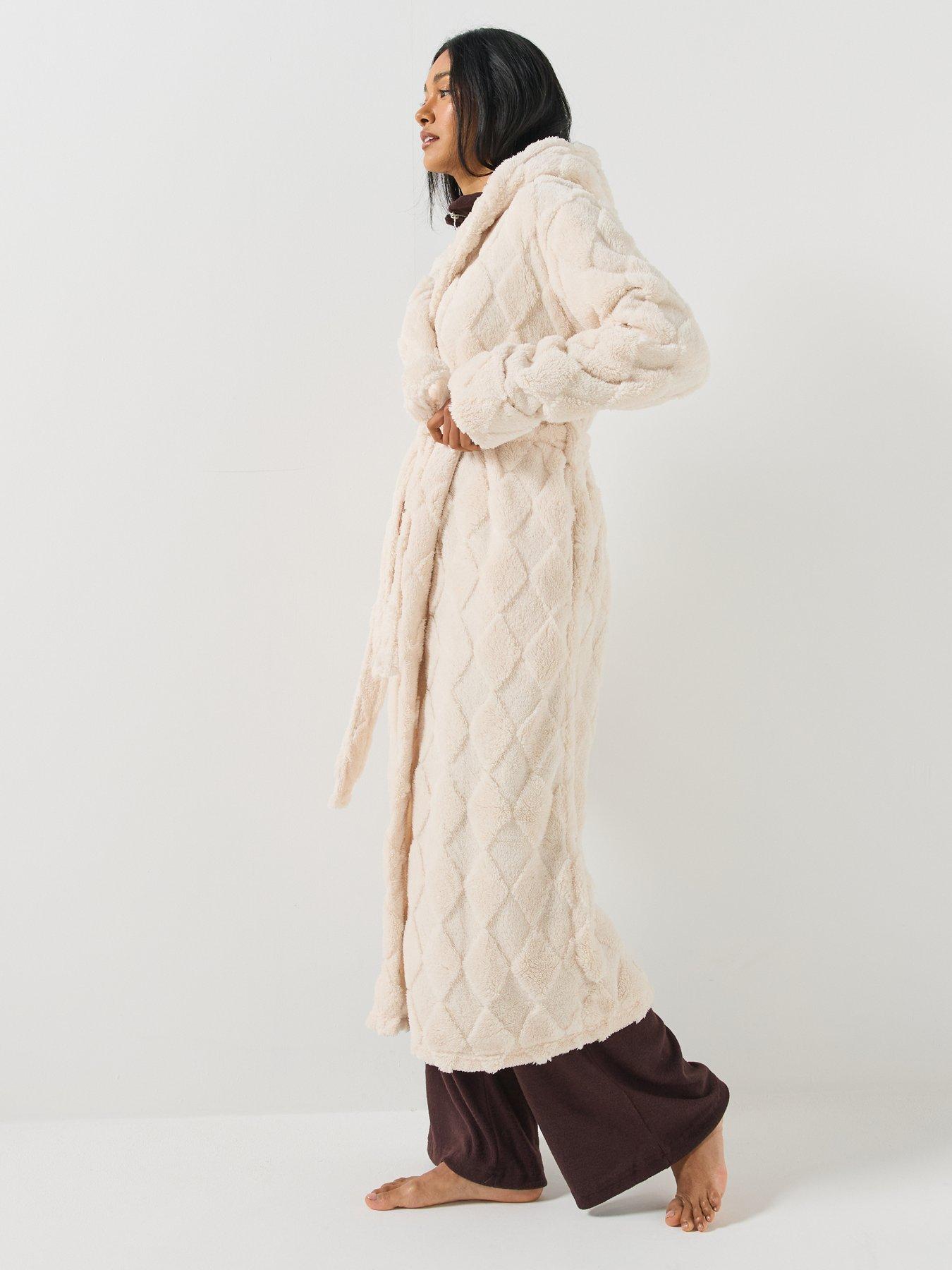 Image 3 of 6 of Loungeable Womens Diamond Cut Hooded Maxi Dressing Gown - Cream