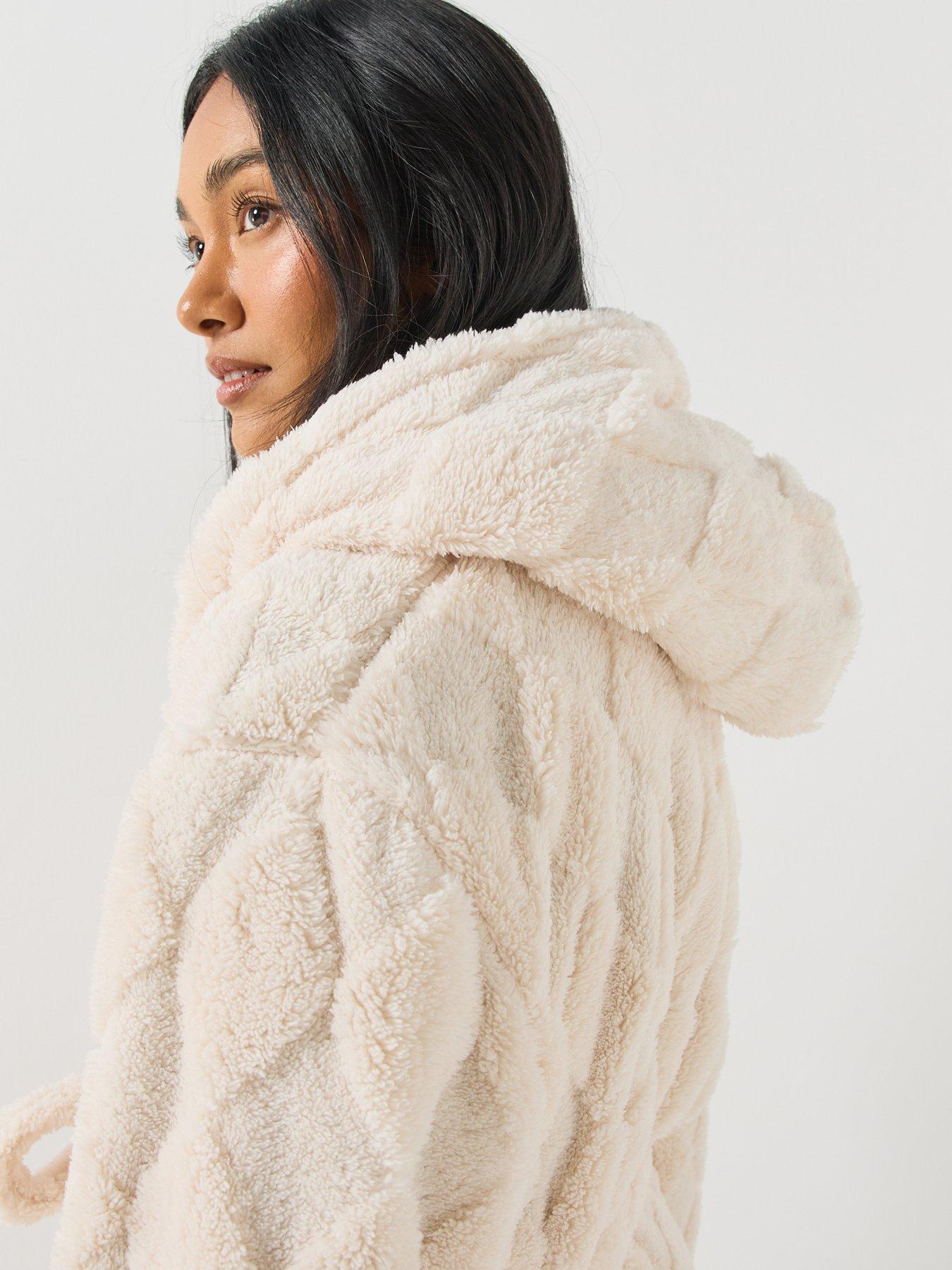 Image 5 of 6 of Loungeable Womens Diamond Cut Hooded Maxi Dressing Gown - Cream