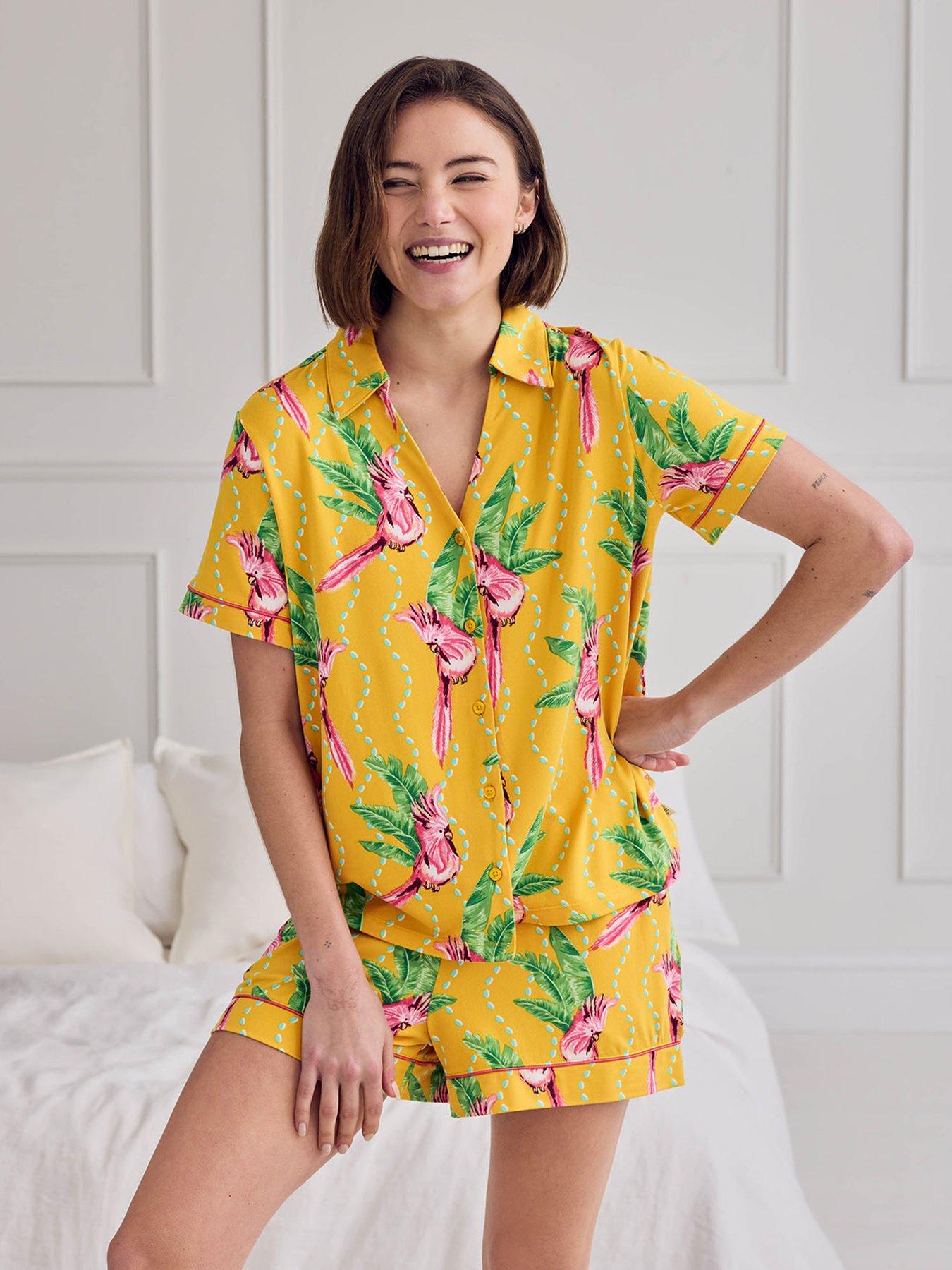 Image 1 of 6 of CHELSEA PEERS Parrot Wavy Stripe Print Short Pyjama Set - Orange